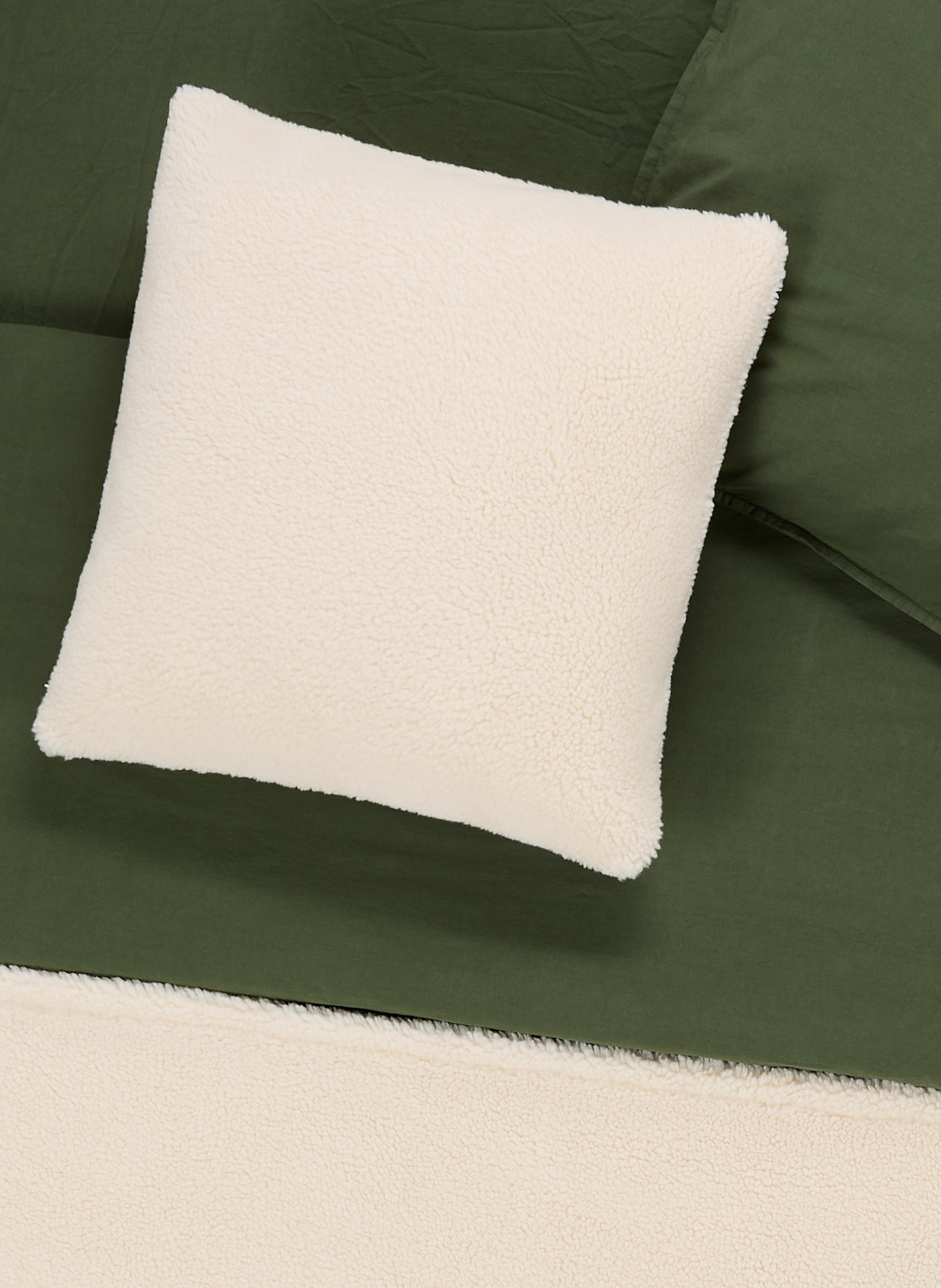 Housse de coussin effet mouton AU PRINTEMPS PARIS Beige