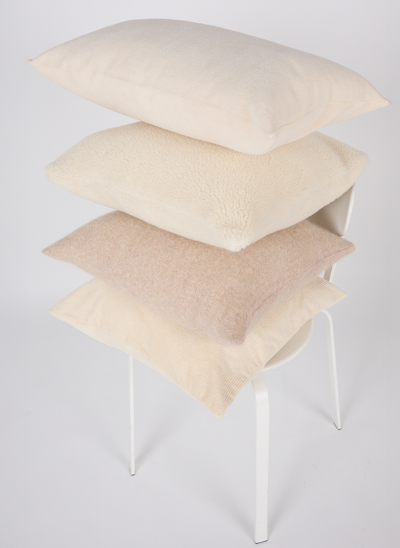 Housse de coussin effet mouton AU PRINTEMPS PARIS Beige