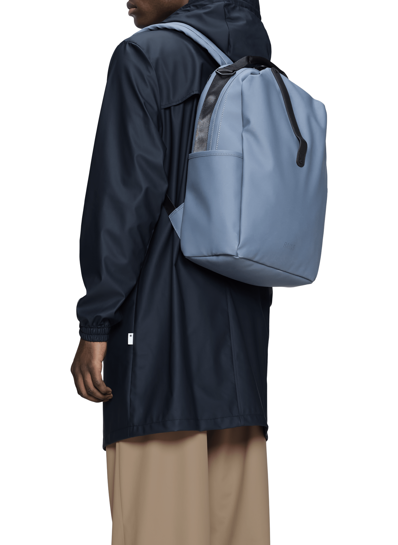 Mochila con clip frontal W3 RAINS Azul