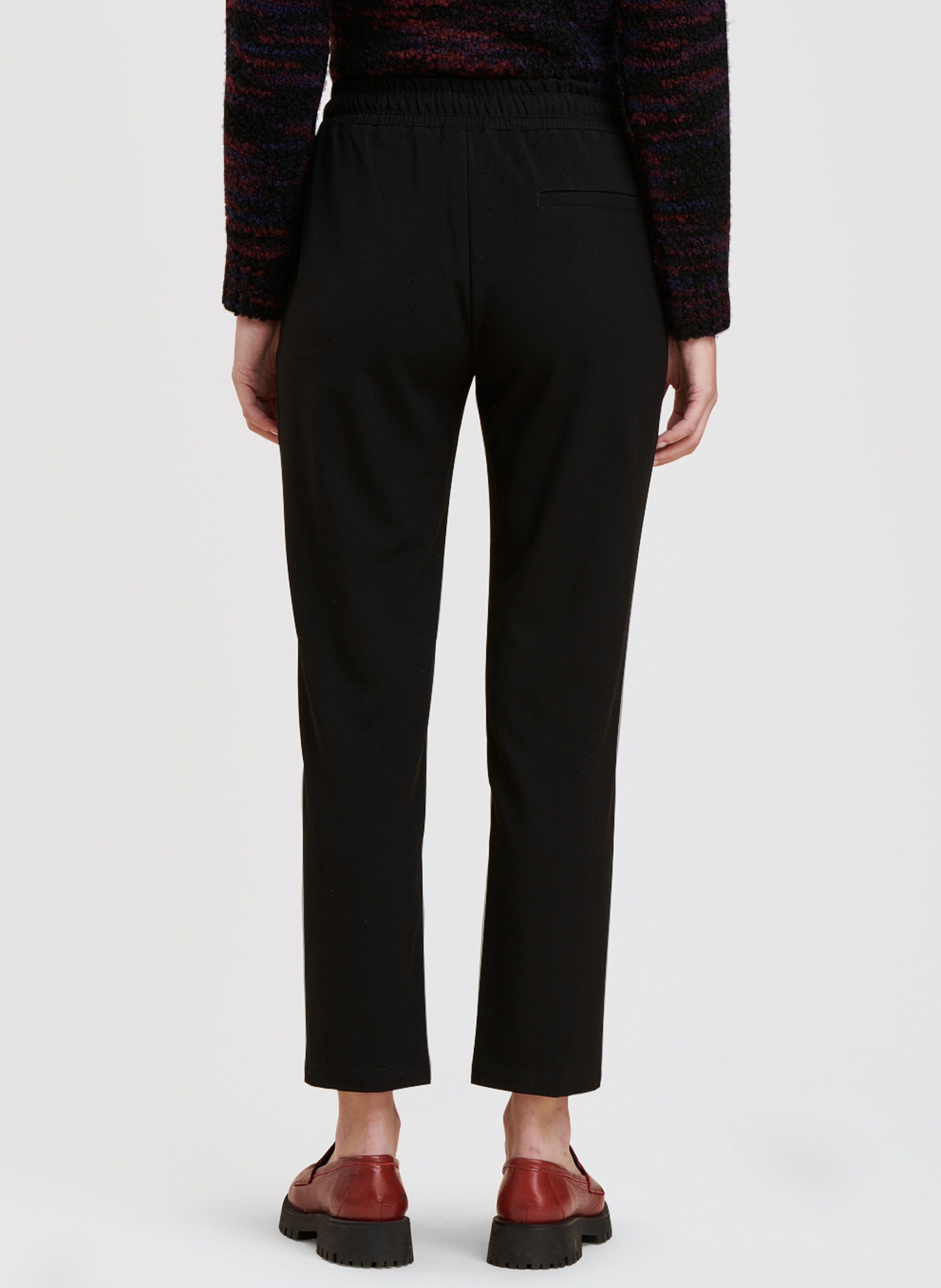 Carrotbroek met hoge taille LA FEE MARABOUTEE Zwart