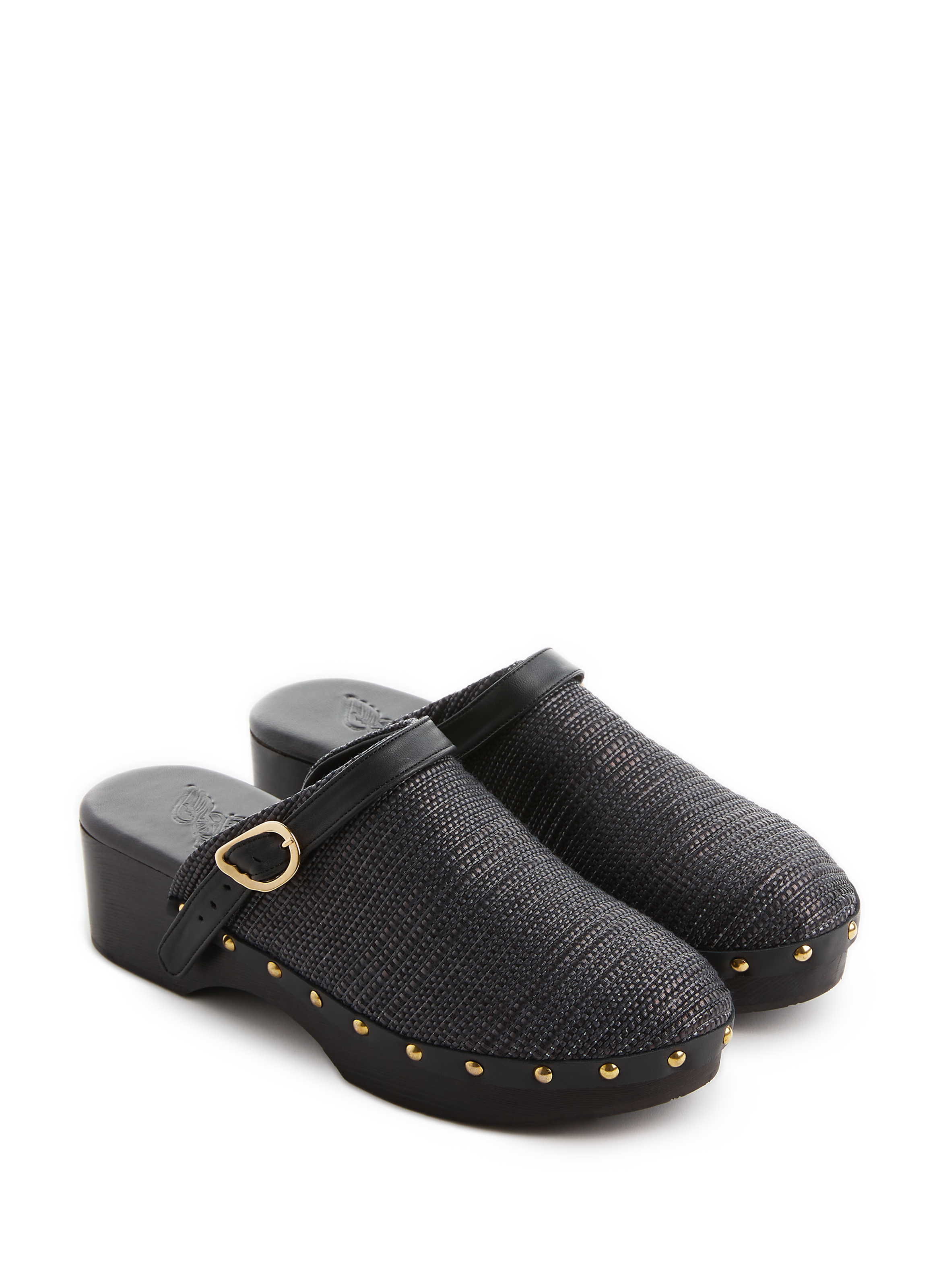 Sandales fermées en cuir