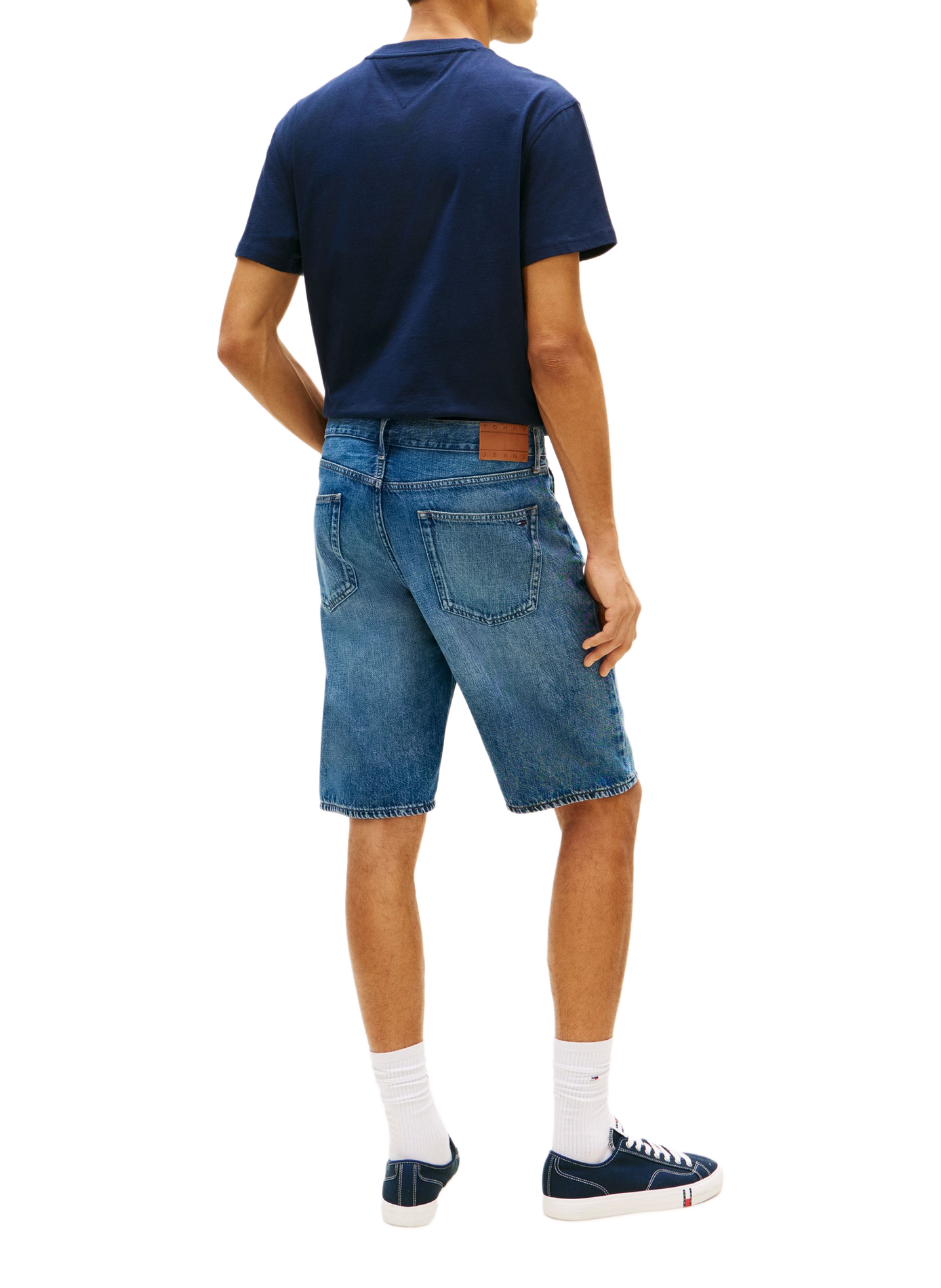 Short denim Otis with logo printed on pocket in cotton blend. TOMMY HILFIGER Blue