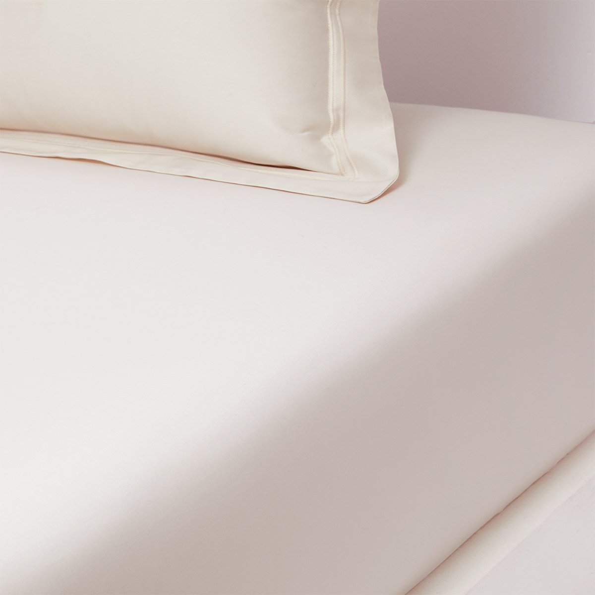 Drap housse en satin, triomphe  Nacre