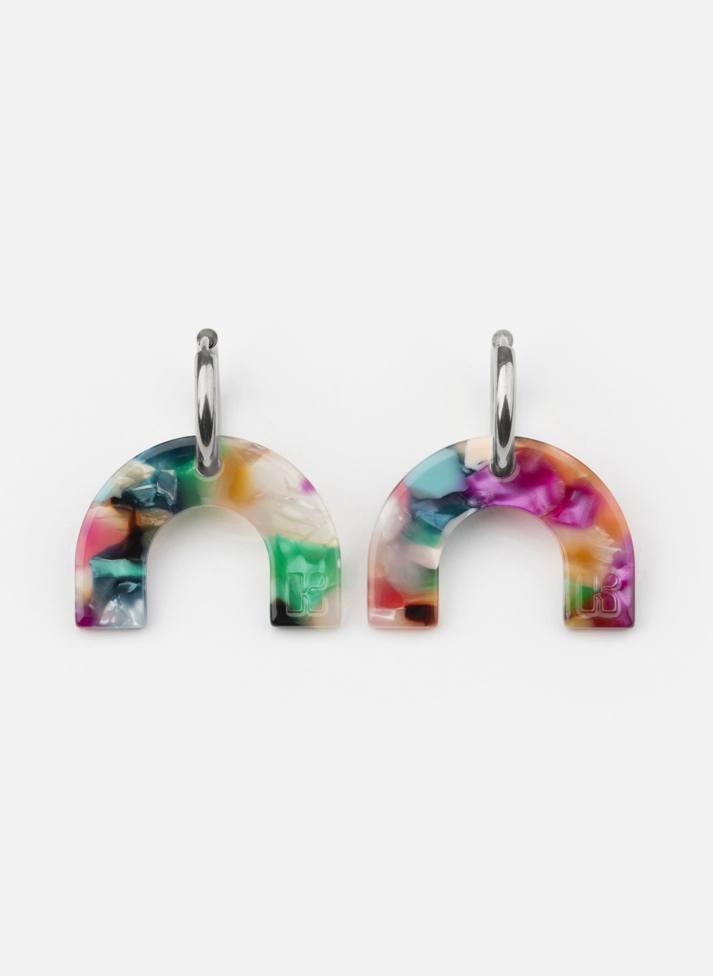 Boucles d'oreilles arc-en-ciel avec anneaux en acier inoxydable argenté KURAGE GINZA Multicolore