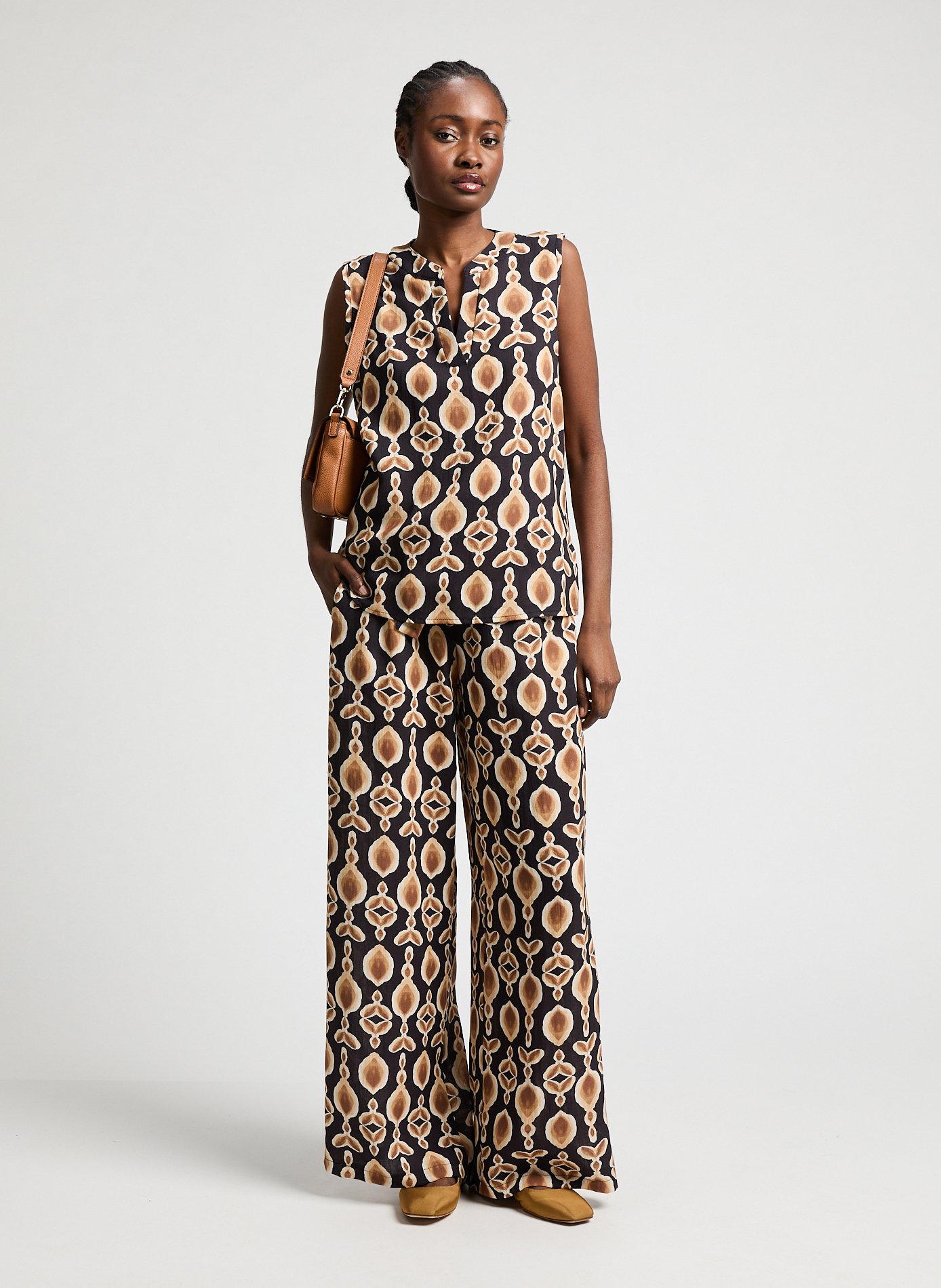 Sleeveless printed tunic AU PRINTEMPS PARIS Black