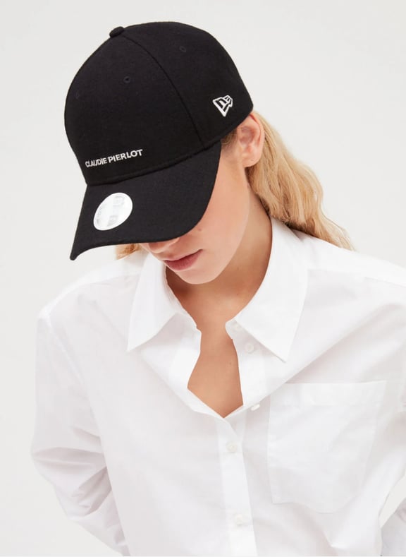 Casquette brodée en laine mélangée Noir by CLAUDIE PIERLOT CLAUDIE PIERLOT Casquette brodée en laine mélangée Noir