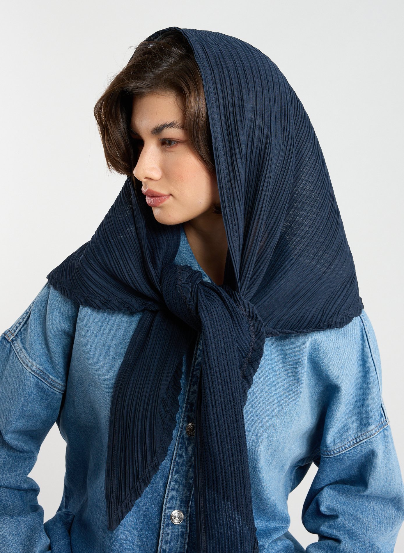 Echarpe triangle froissée Bleu