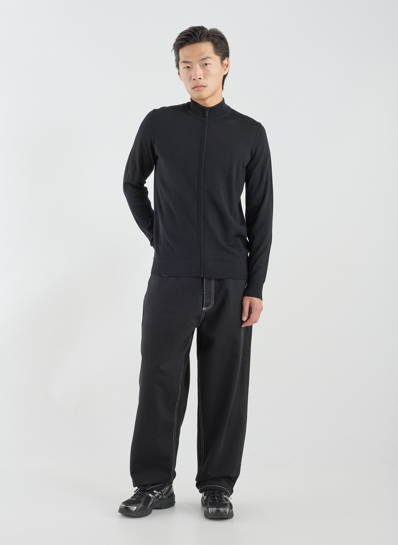 High-neck virgin wool vest STRELLSON Black