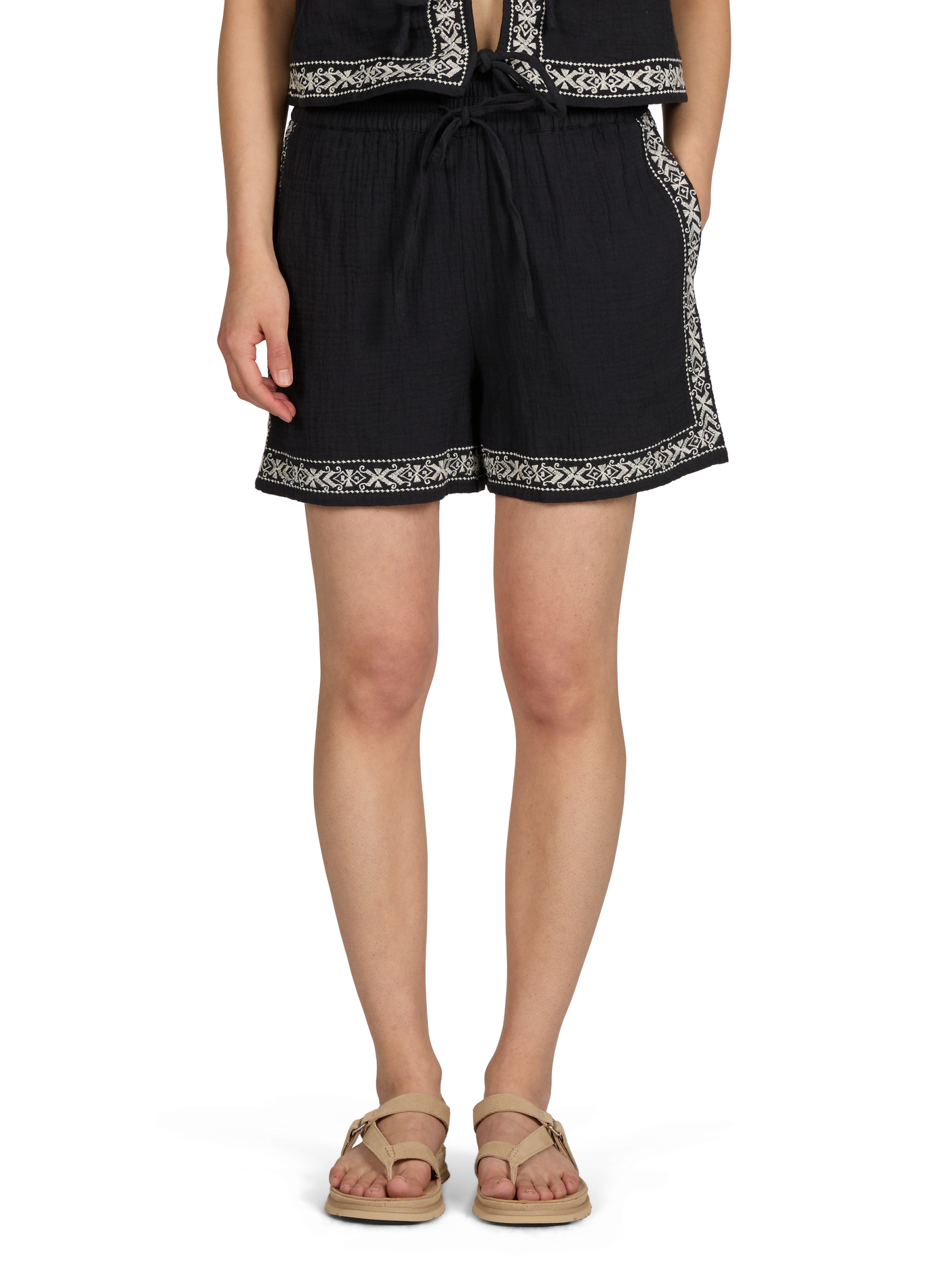 Embroidered cotton Vizera shorts VILA Black