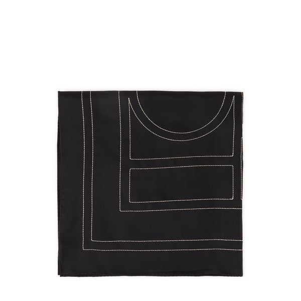Foulard brodé en soie Foulard brodé en soie
