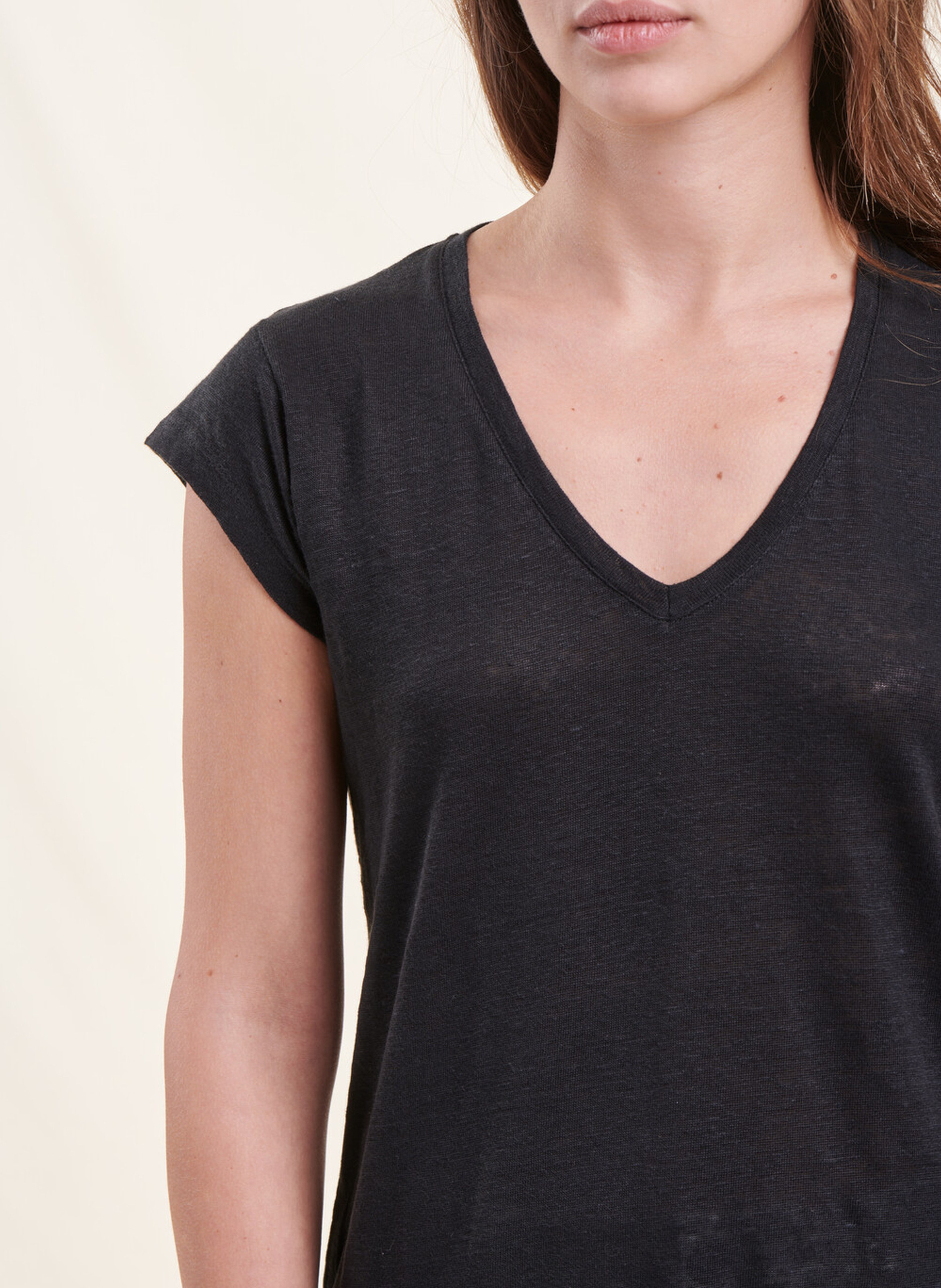 T-shirt met V-hals van linnen LA FEE MARABOUTEE Zwart