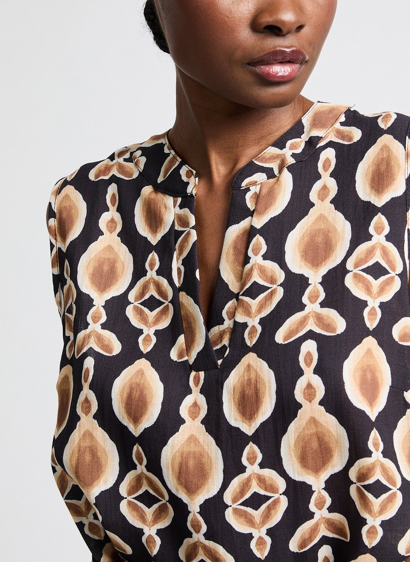 Sleeveless printed tunic AU PRINTEMPS PARIS Black