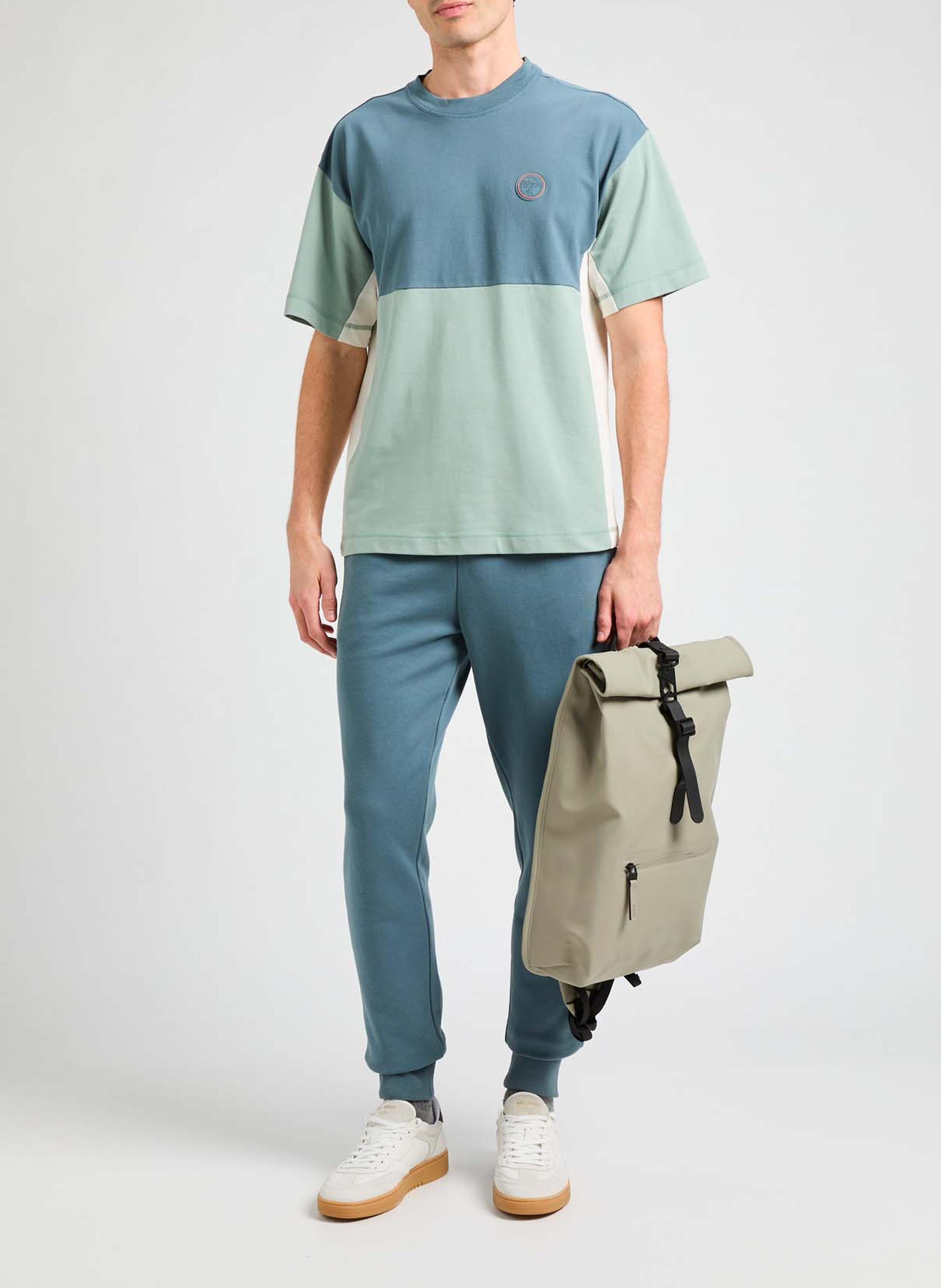 Rolltop backpack RAINS Green