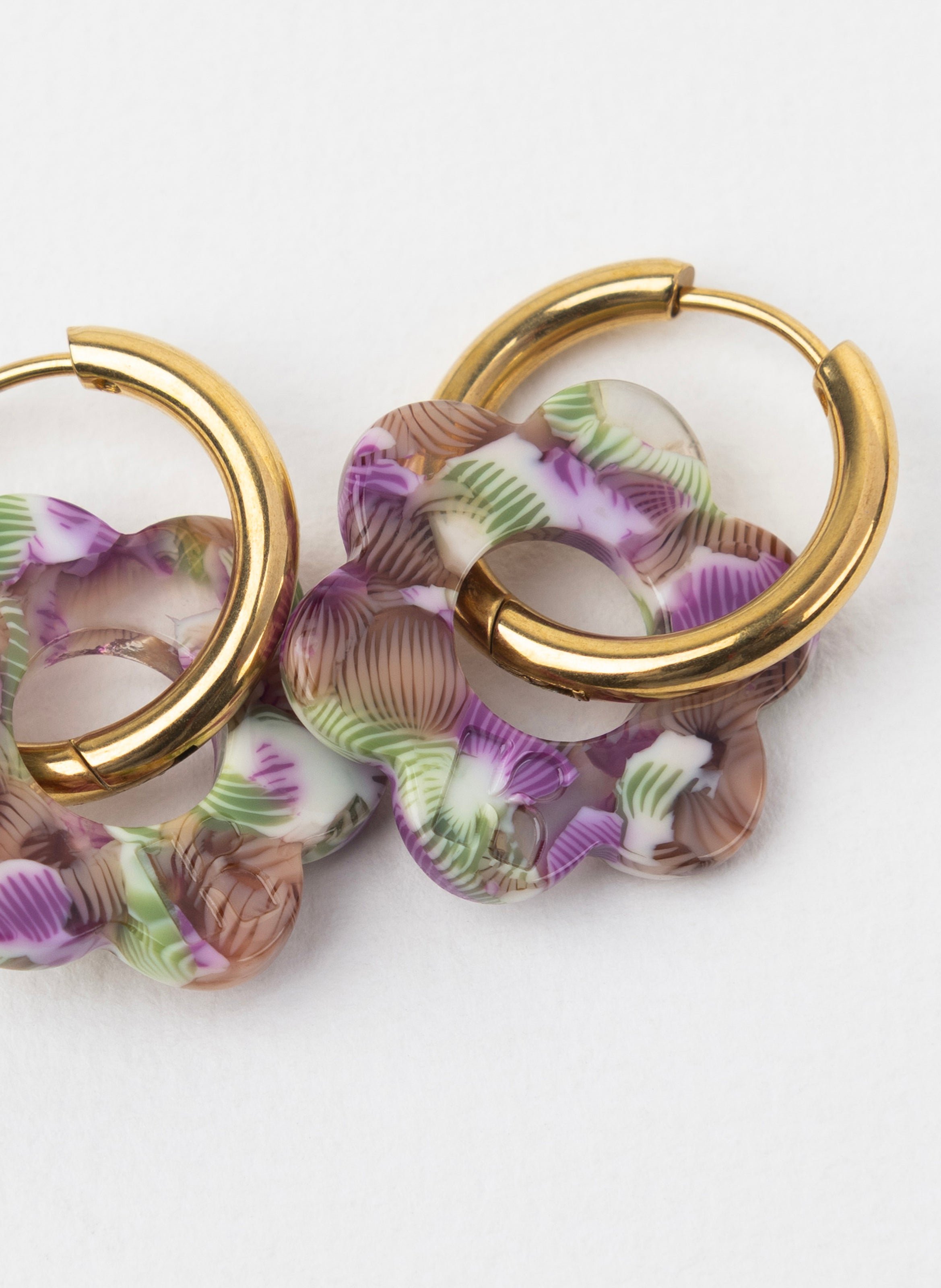 Boucles d'oreilles Baby Fleurette avec anneaux en acier inoxydable argenté KURAGE GINZA Vert