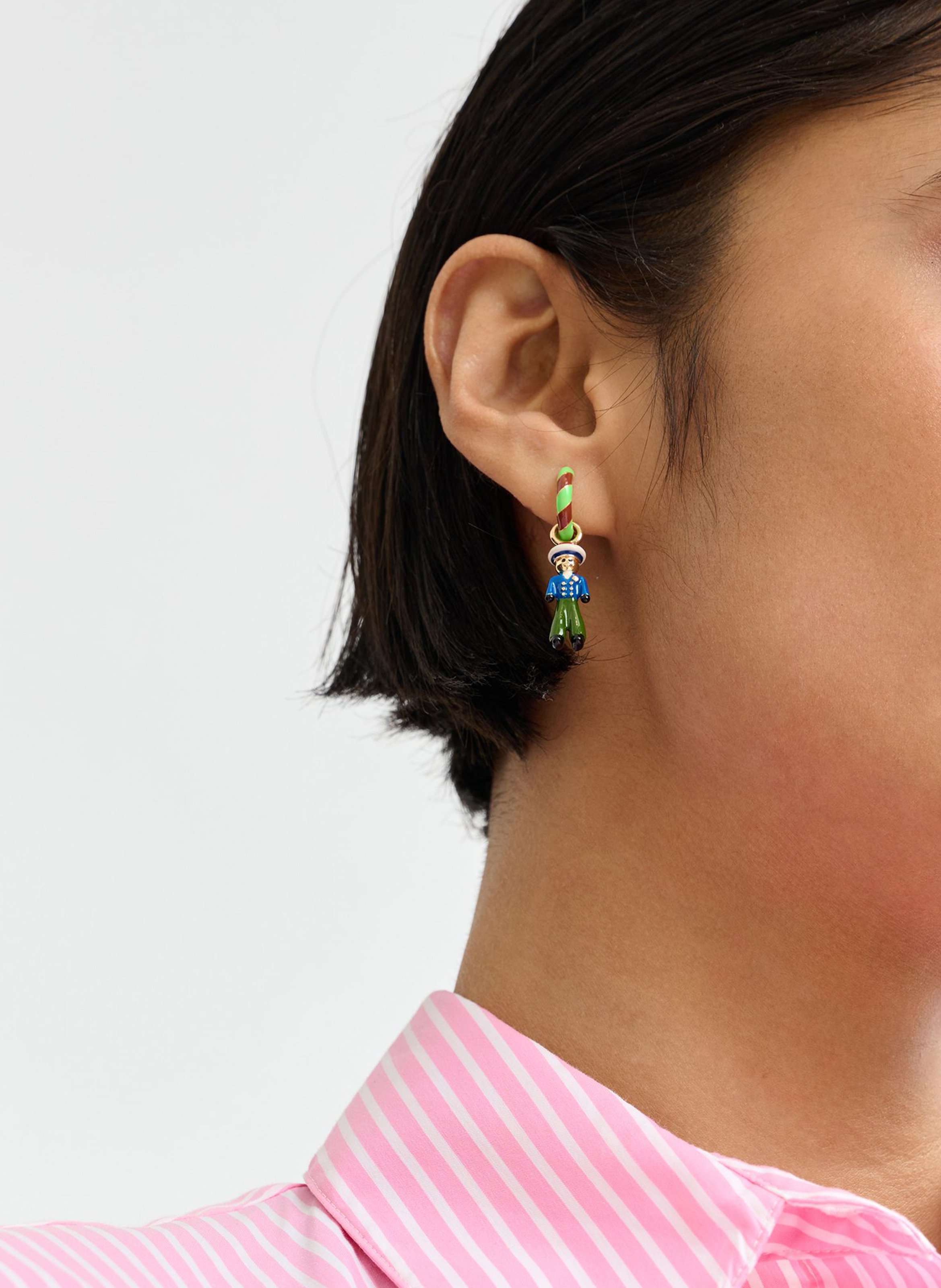 Boucles d'oreilles pendantes Jhally ESSENTIEL ANTWERP Vert