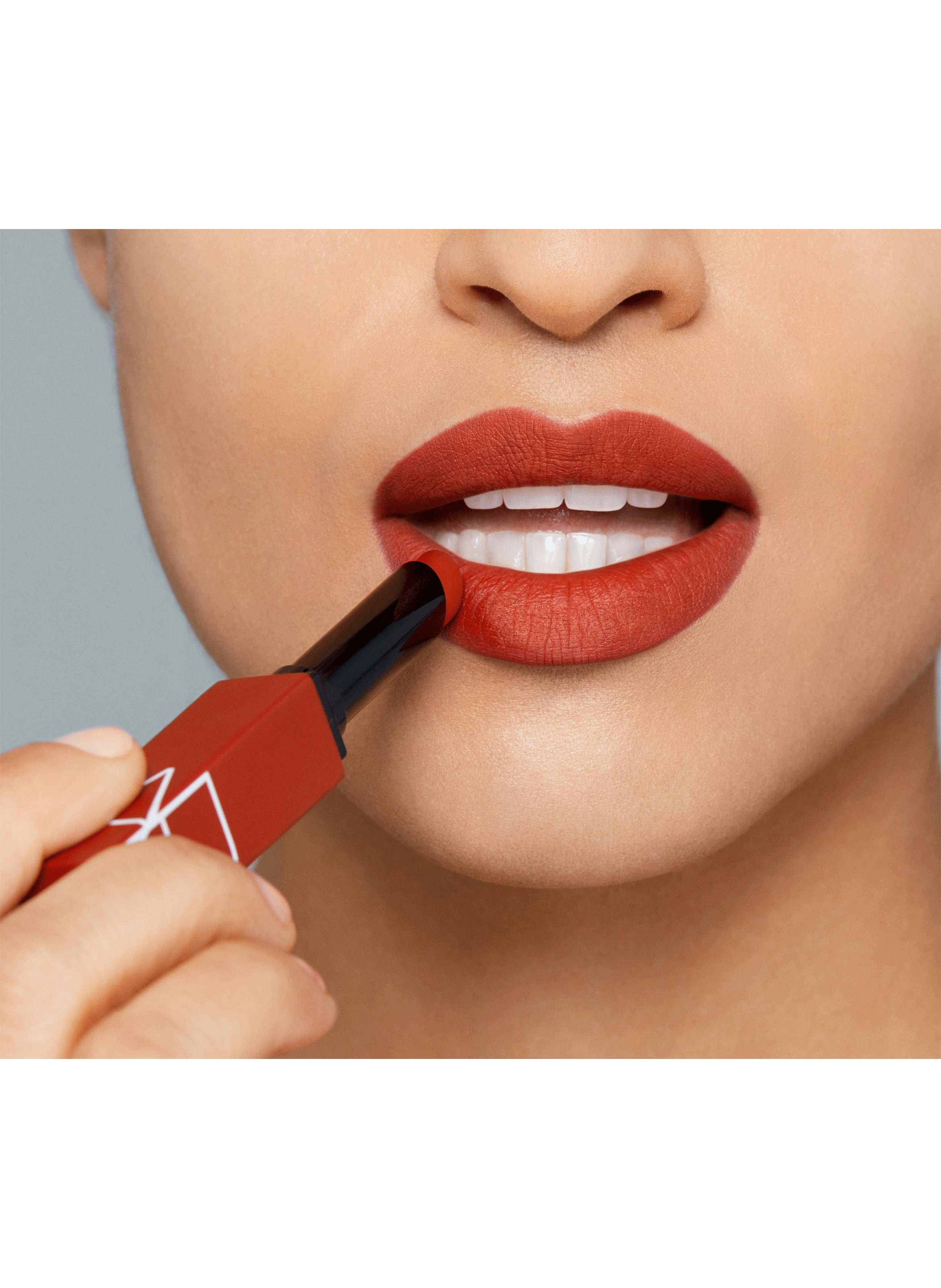 Powermatte lipstick NARS Too hot to hold