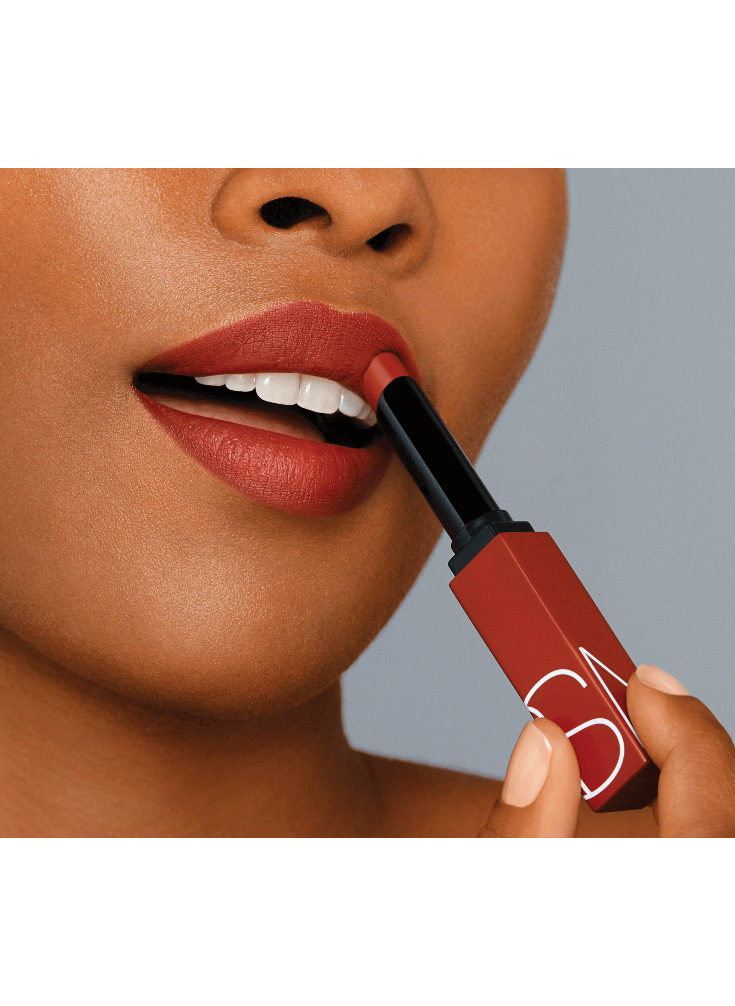 Powermatte lipstick NARS Too hot to hold