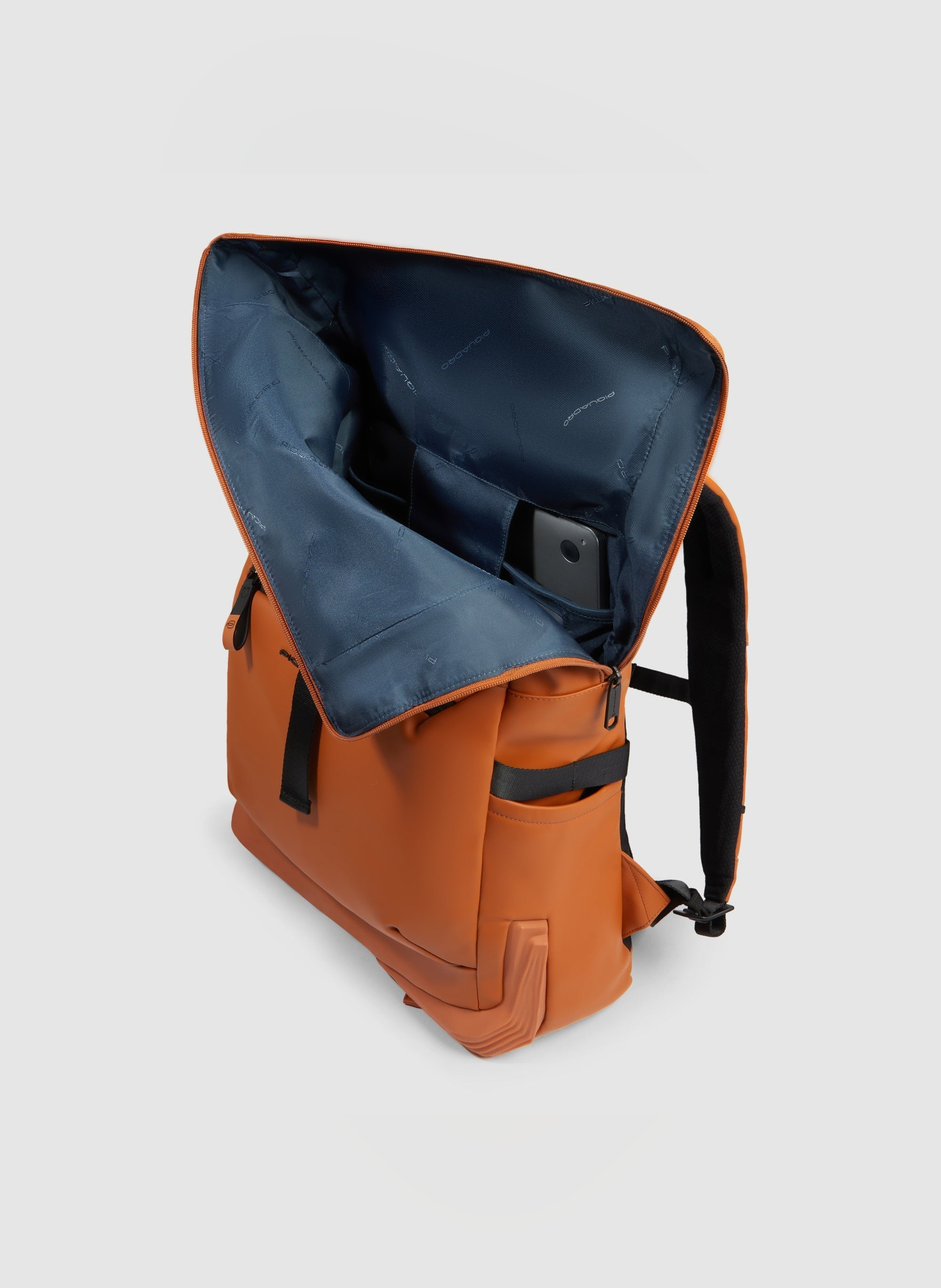 Sac à dos roll-top déperlant pour ordinateur 15,6" PIQUADRO Marron