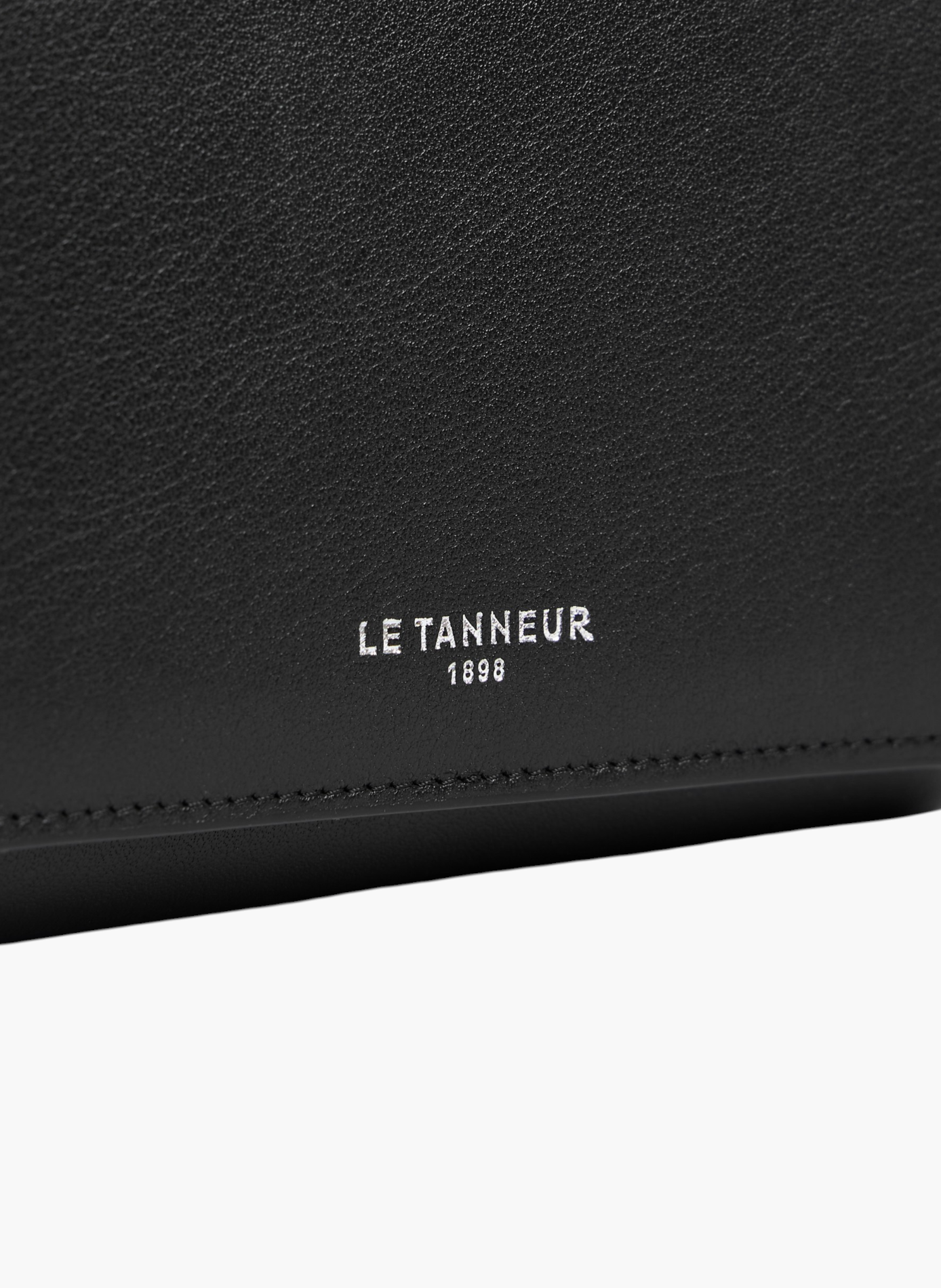 Portefeuille moyen modèle à rabat louison en cuir lisse LE TANNEUR Noir