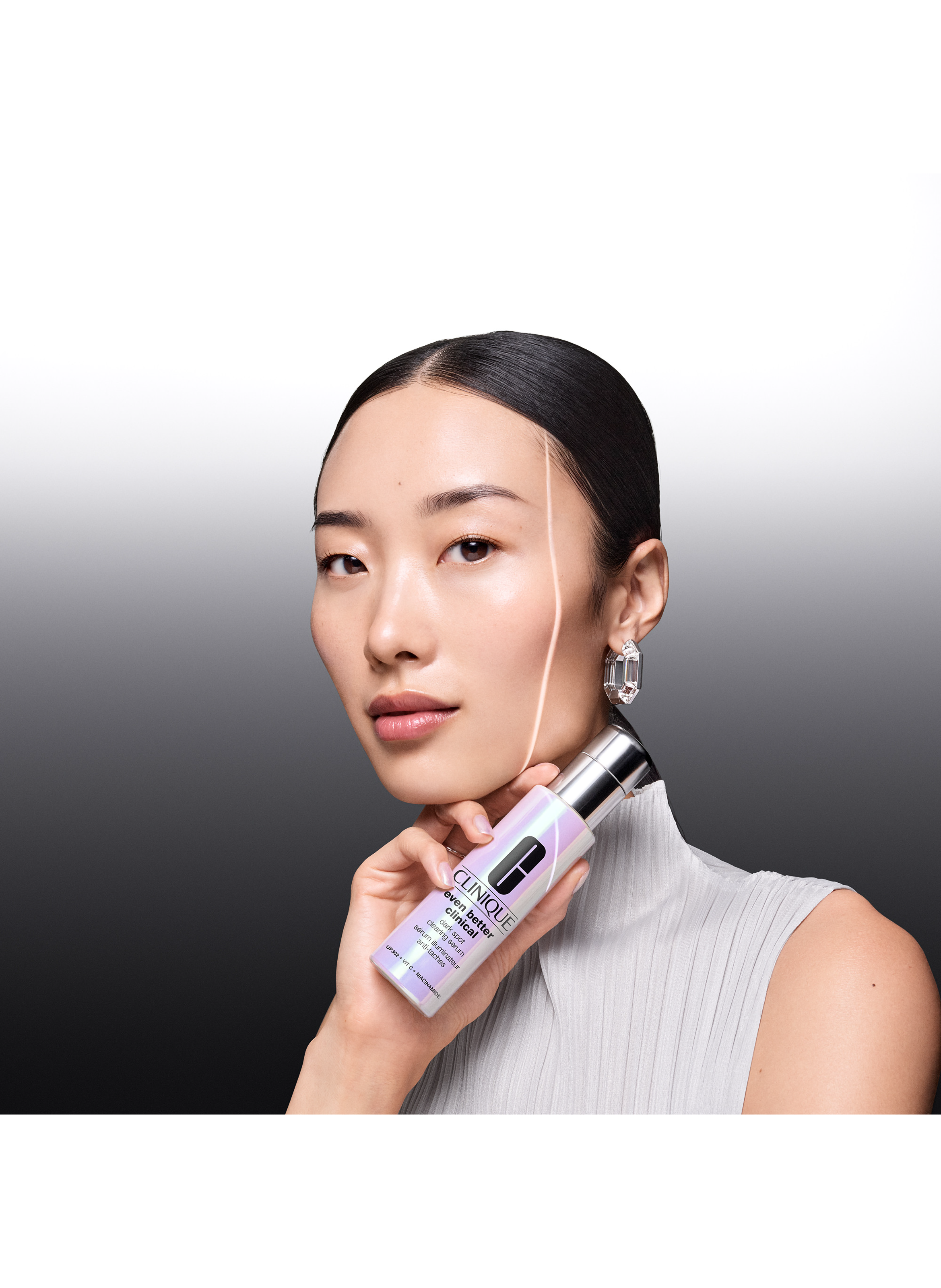 Even Better Clinical™ - Sérum Illuminateur Anti-taches CLINIQUE No color