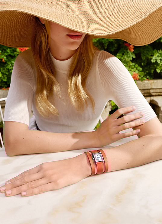 L’HORLOGERIE ET LA JOAILLERIE PASSENT À LA DOLCE VITA