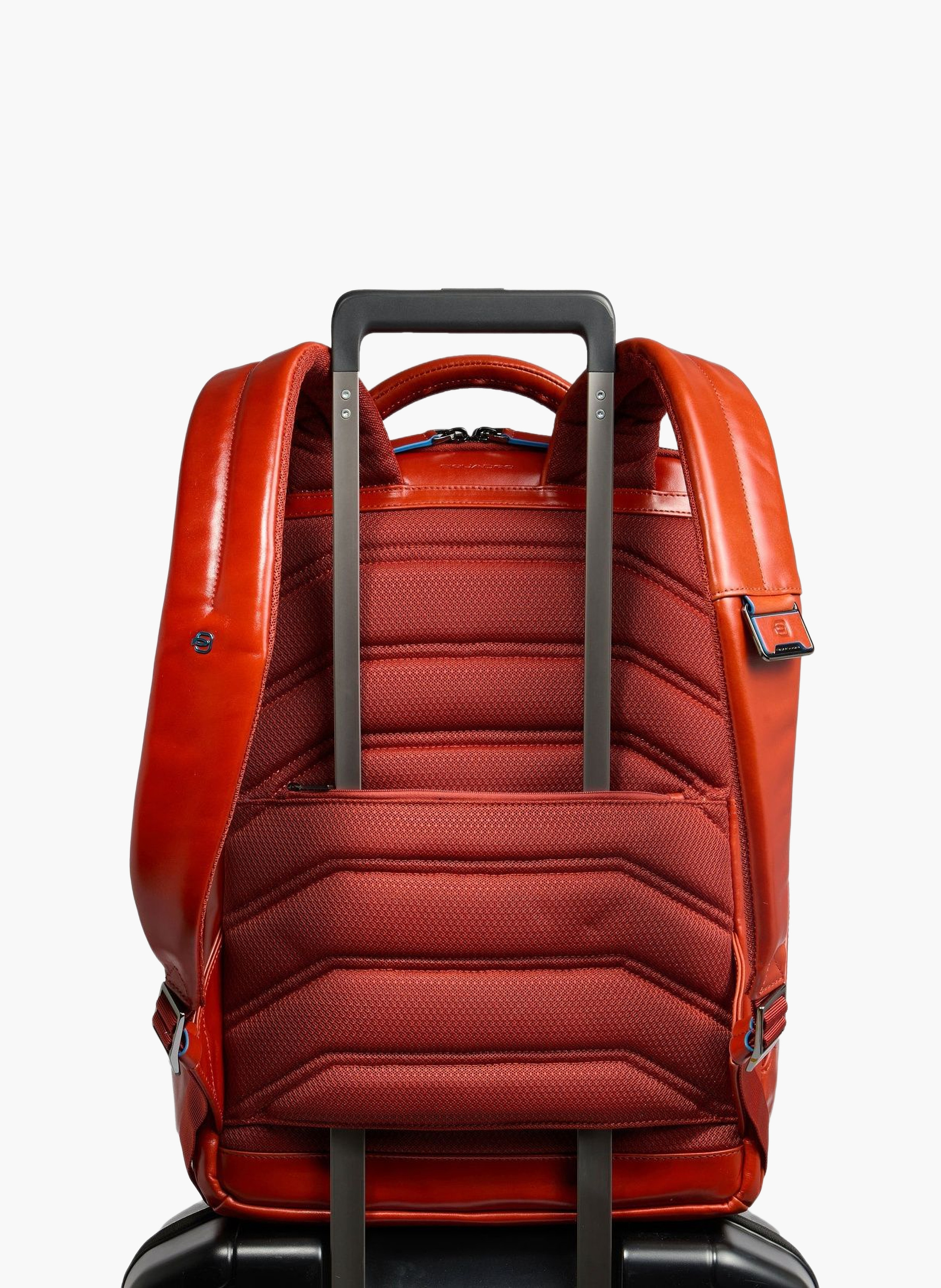 Sac à dos pour ordinateur 15,6" personnalisable PIQUADRO Marron
