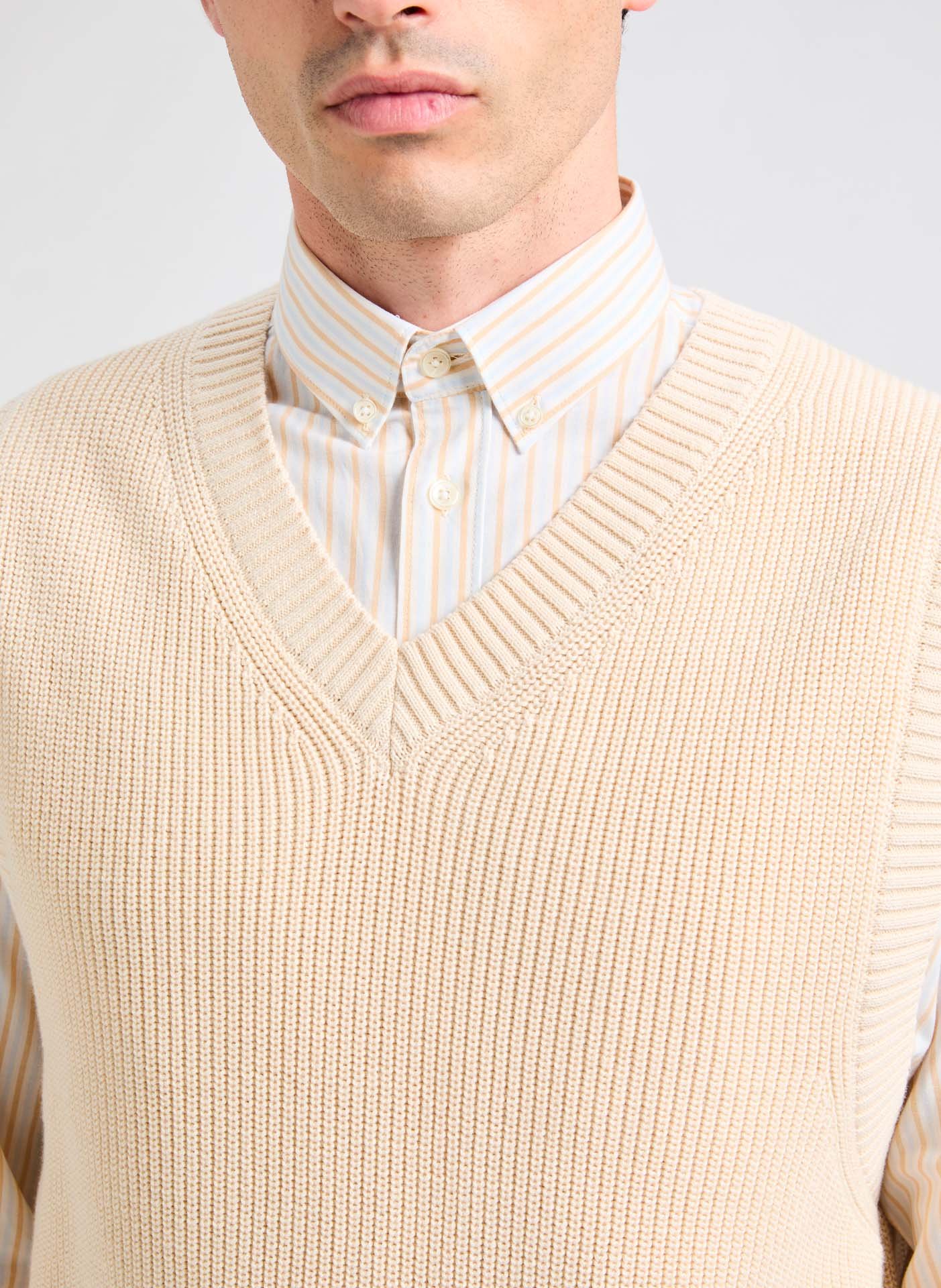 Pull sans manches AU PRINTEMPS PARIS Beige