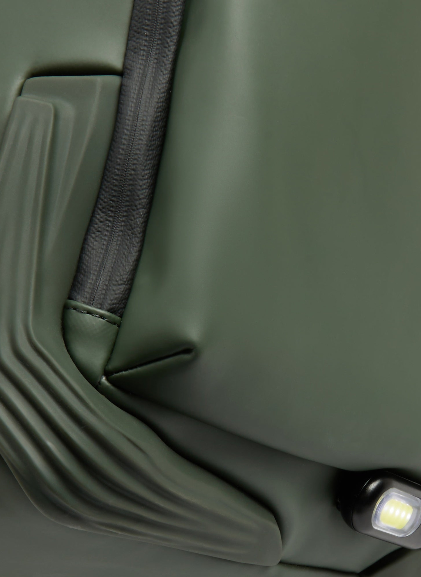 Sac à dos de voyage déperlant pour ordinateur PIQUADRO Vert