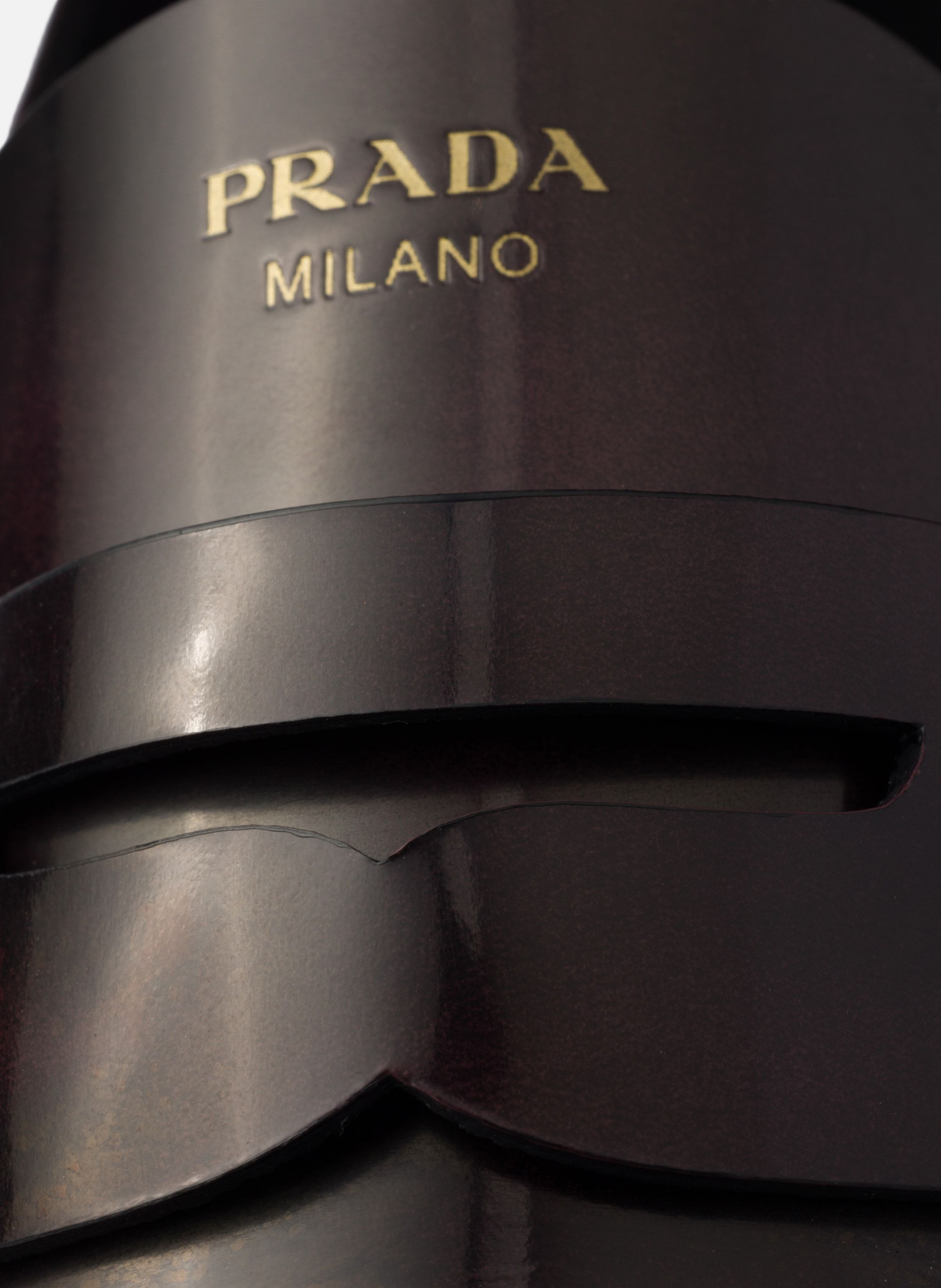 Mocassins en cuir brossé PRADA Rouge