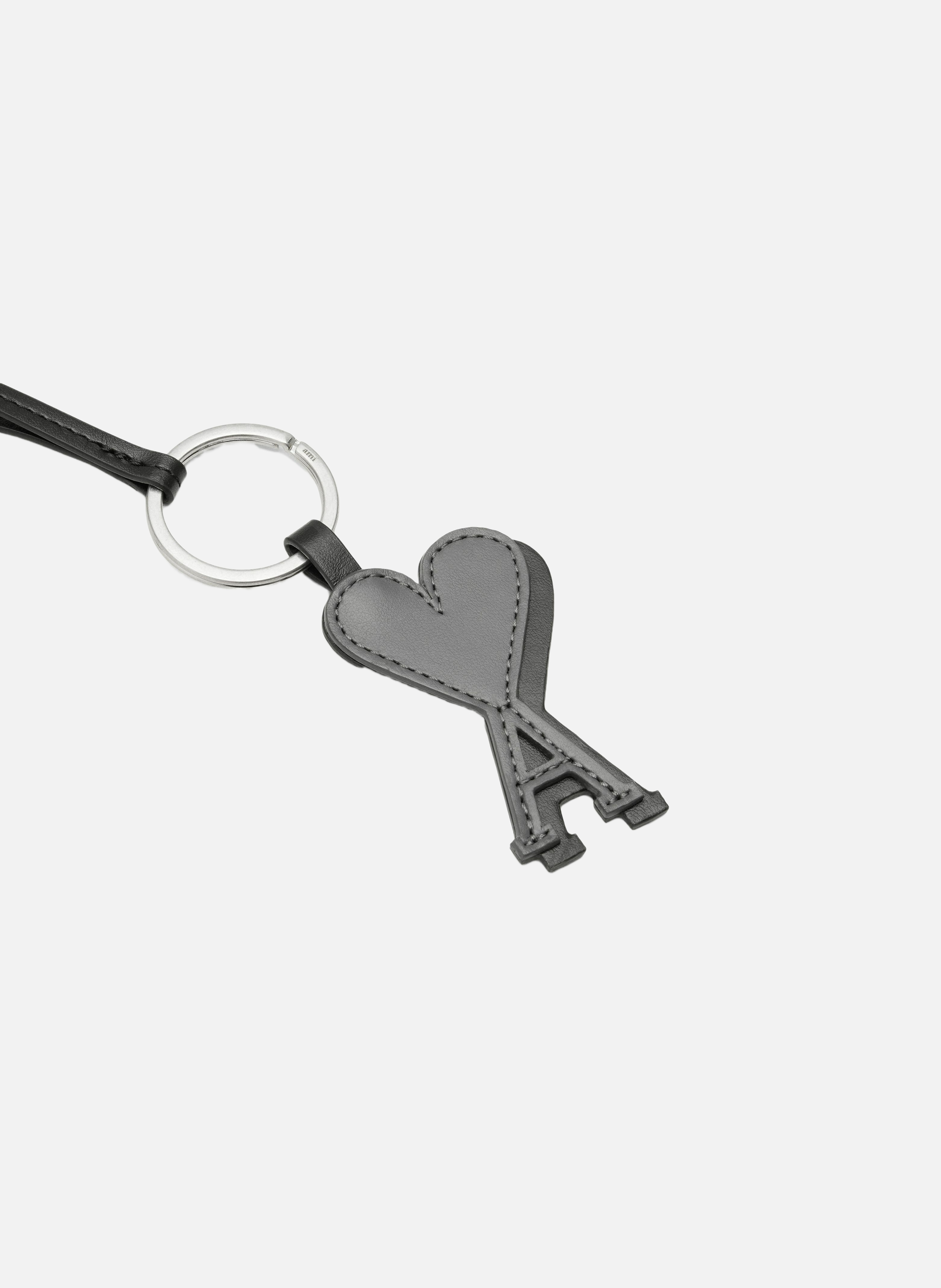 Porte clés ami de coeur en cuir lisse unisexe AMI PARIS Noir
