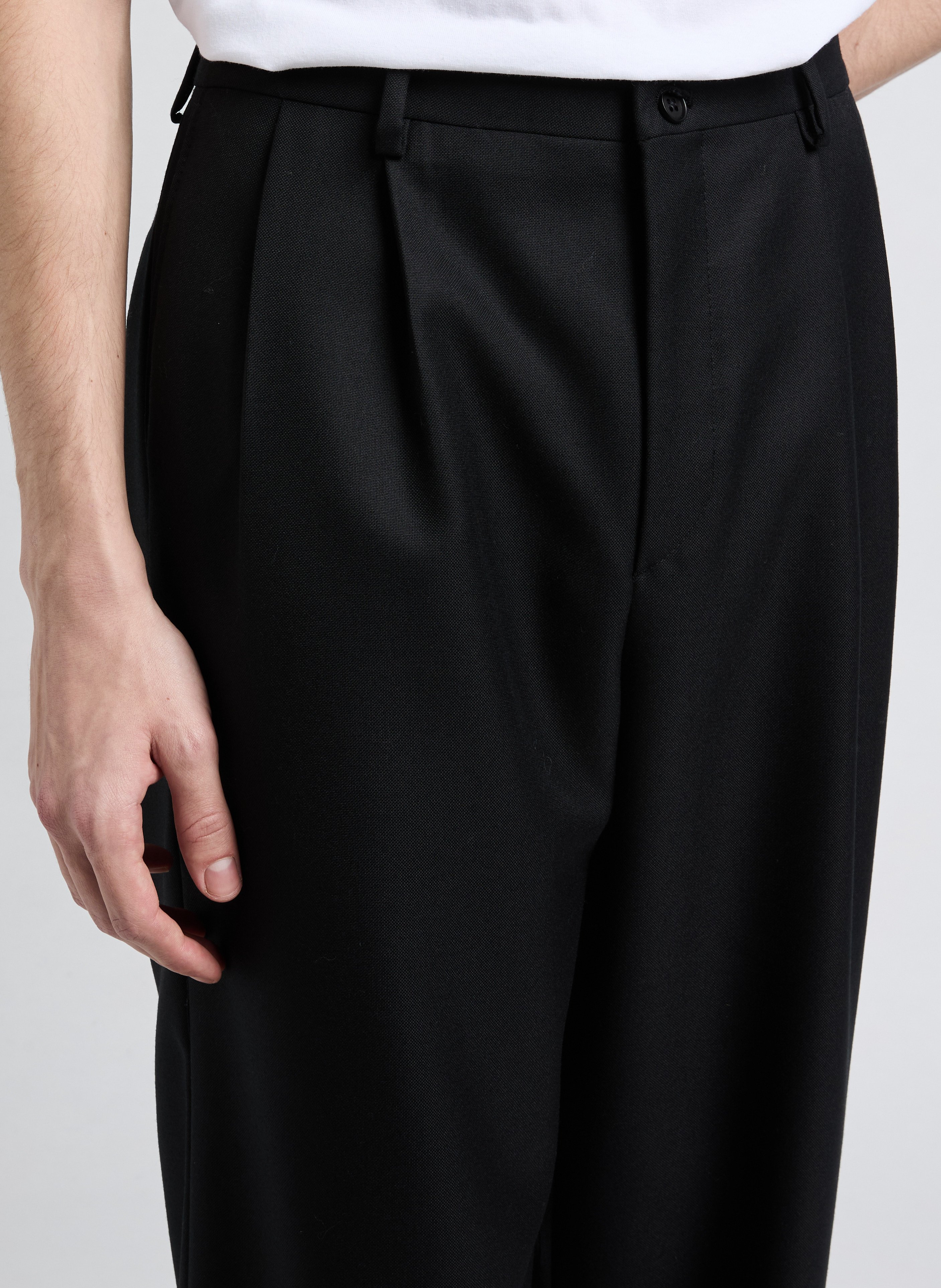 Fycle wool trousers SAISON 1865 Black