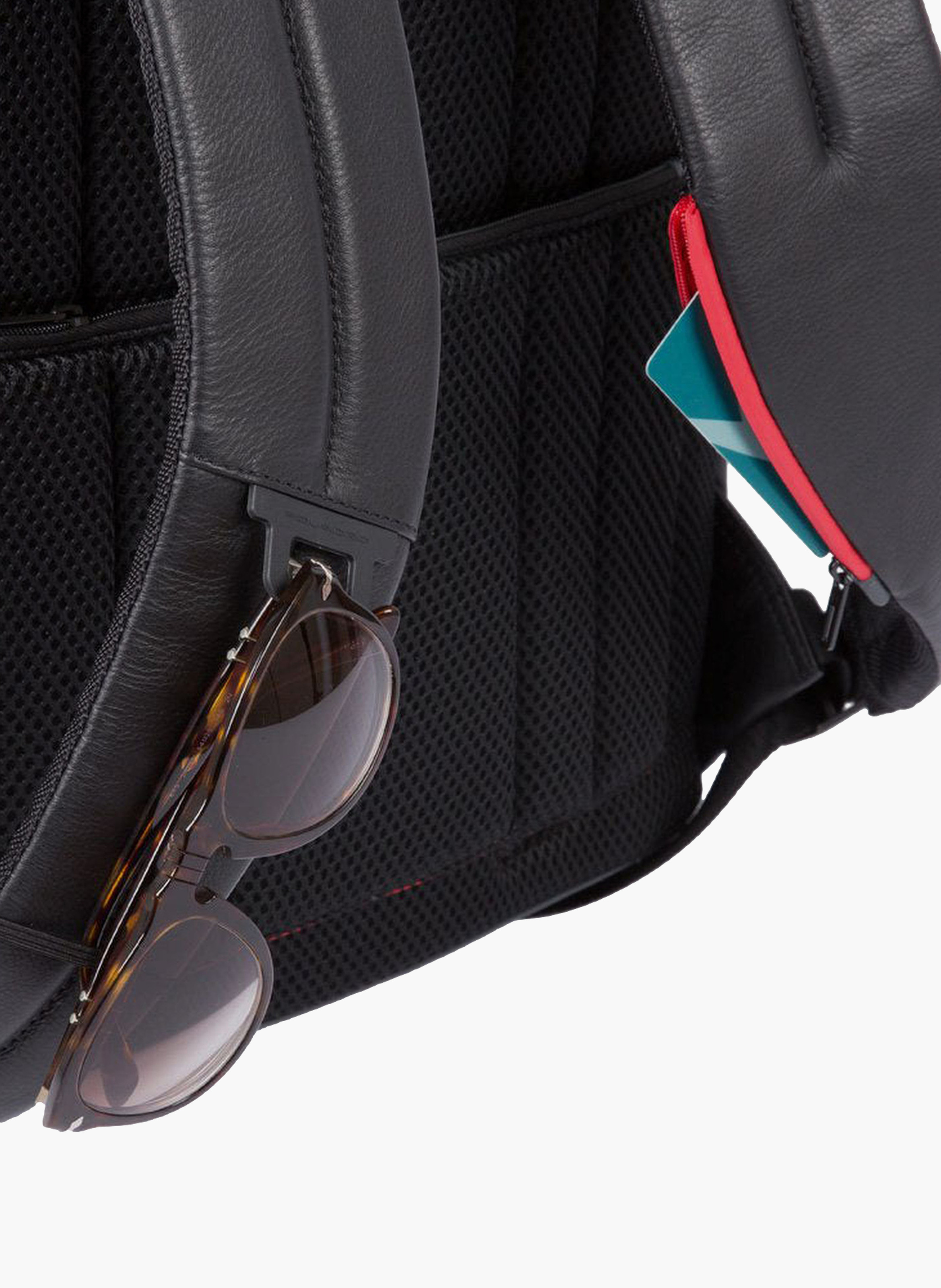 Sac à dos pour ordinateur 15,6" avec lumière led PIQUADRO Gris