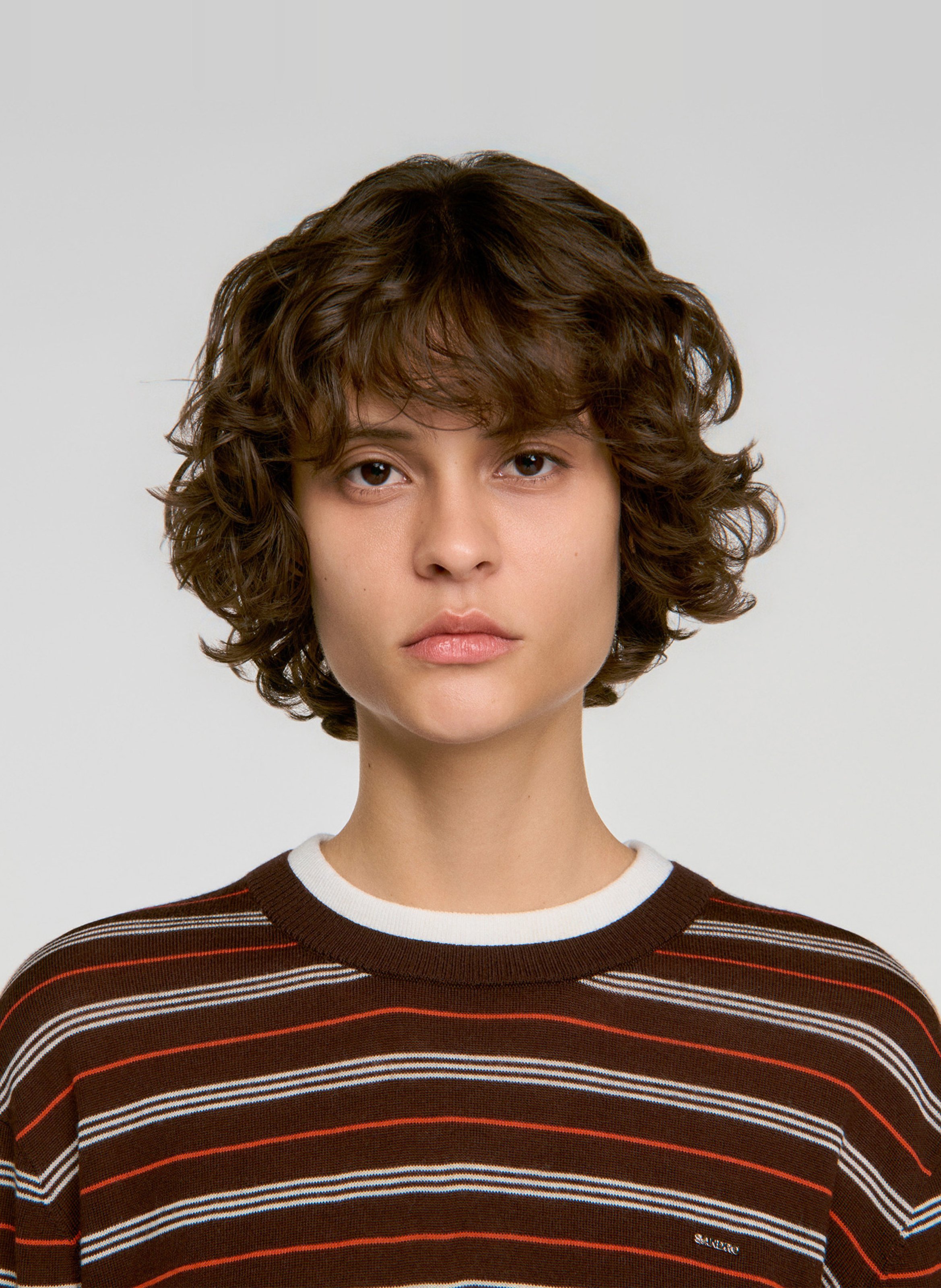 Pull droit col rond en laine SANDRO Marron