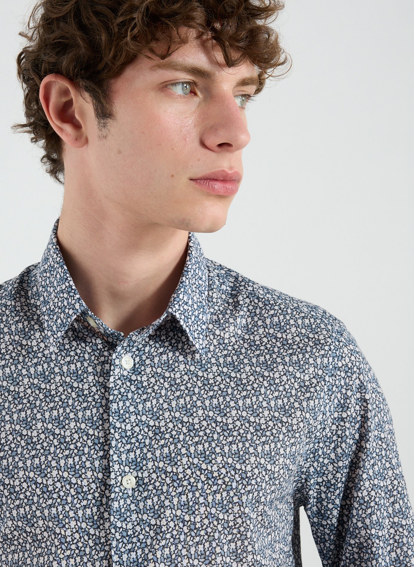 Cotton shirt with floral prints AU PRINTEMPS PARIS Blue