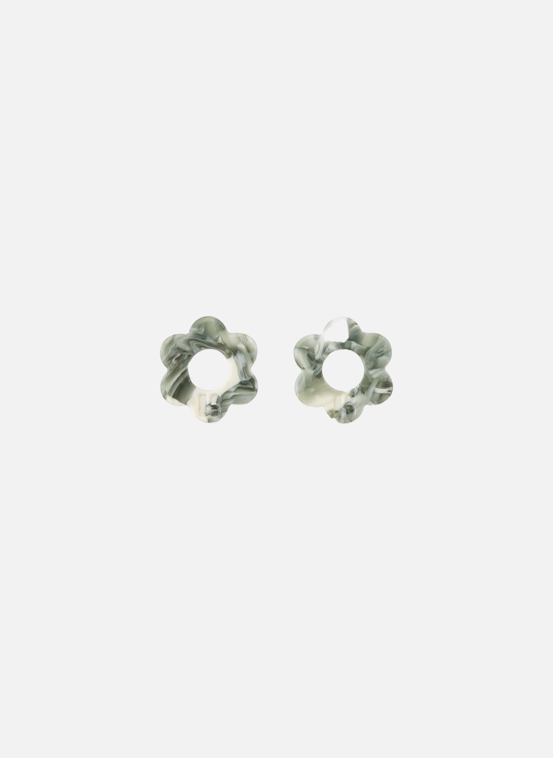 Charms baby fleurette en acétate de cellulose  Marbre