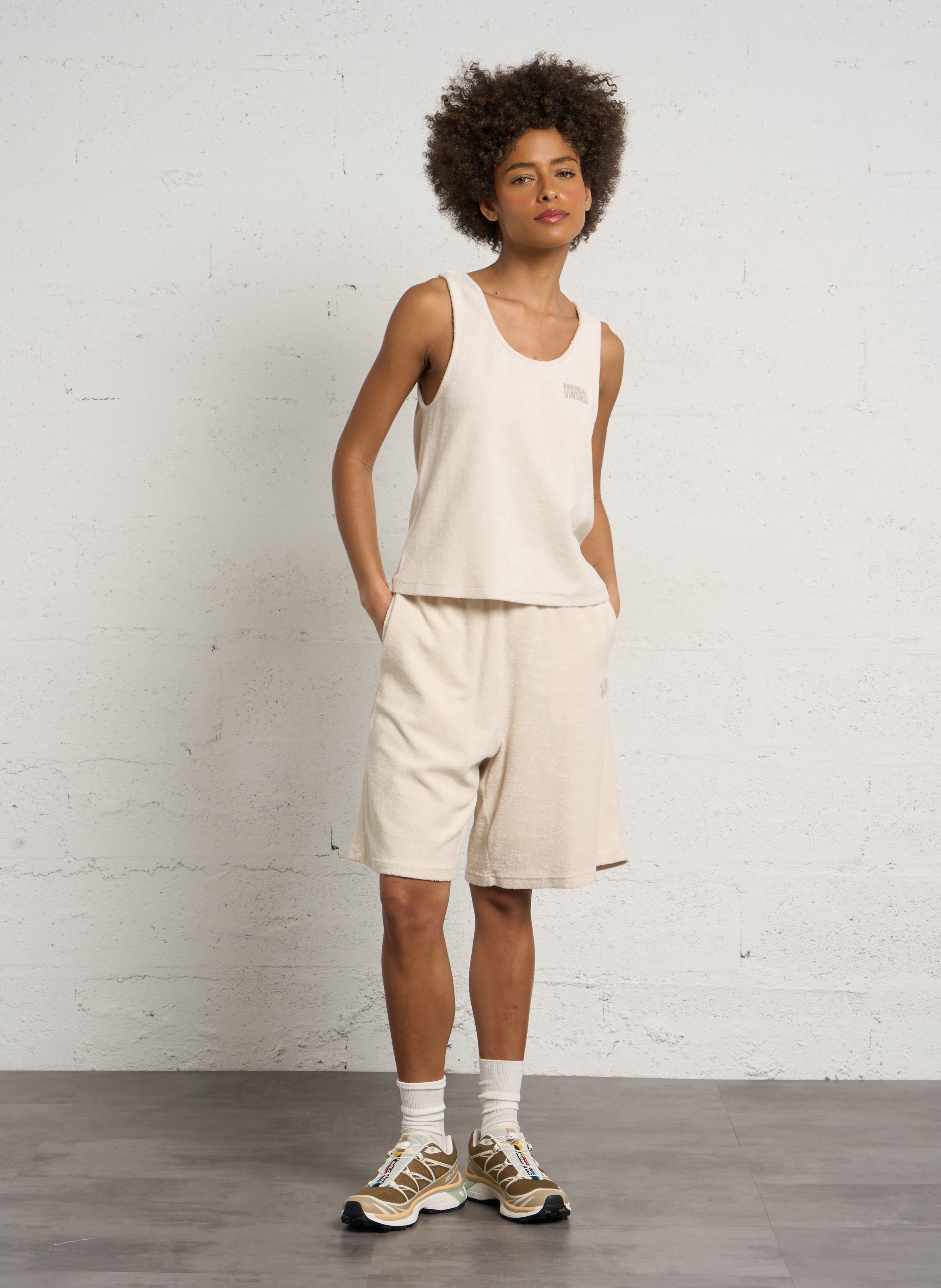 Short droit en coton bio et coton recyclé fuxow AMERICAN VINTAGE Beige