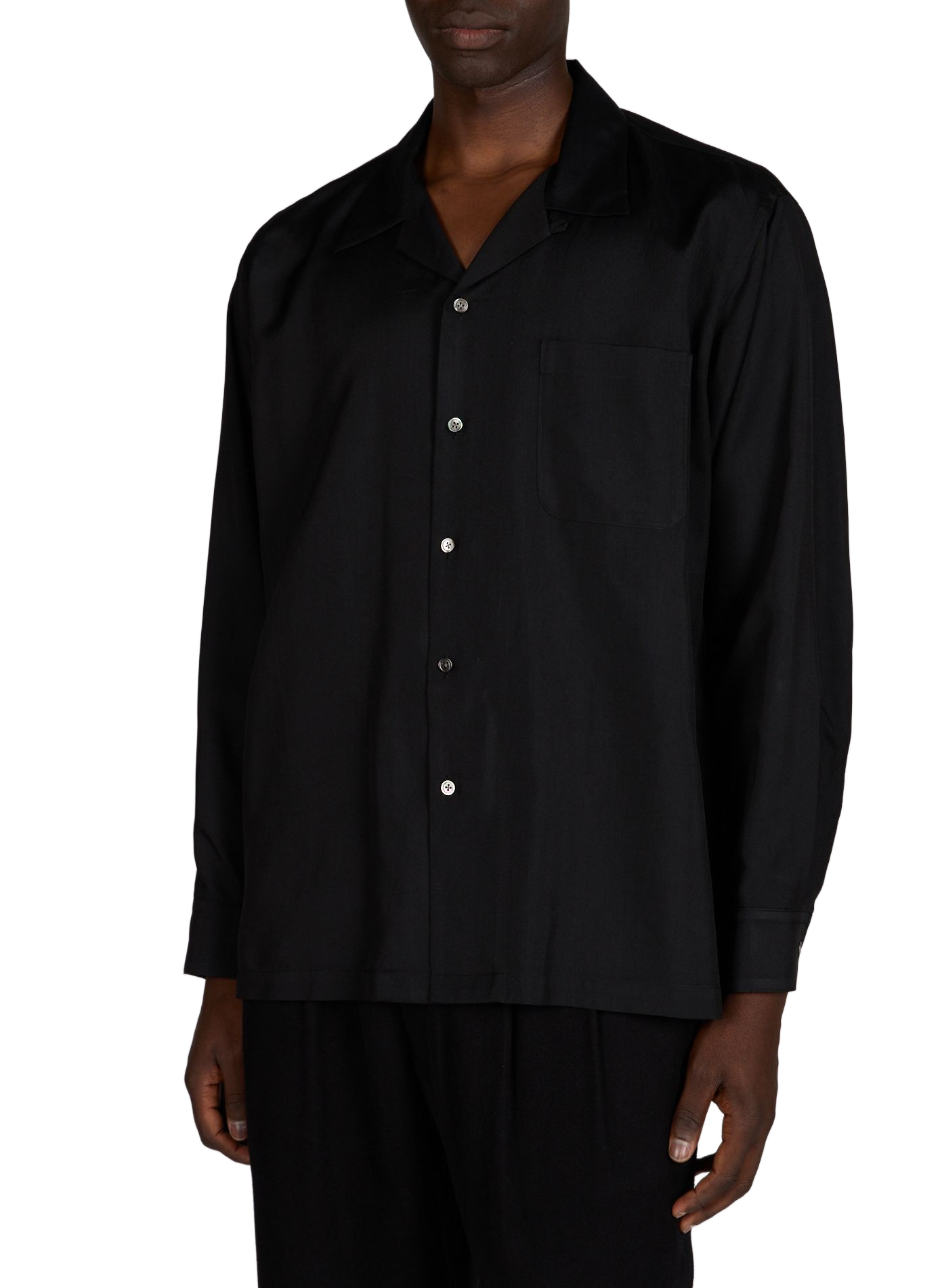 Camisa con cuello abierto de cupro y seda SSSTEIN Negro