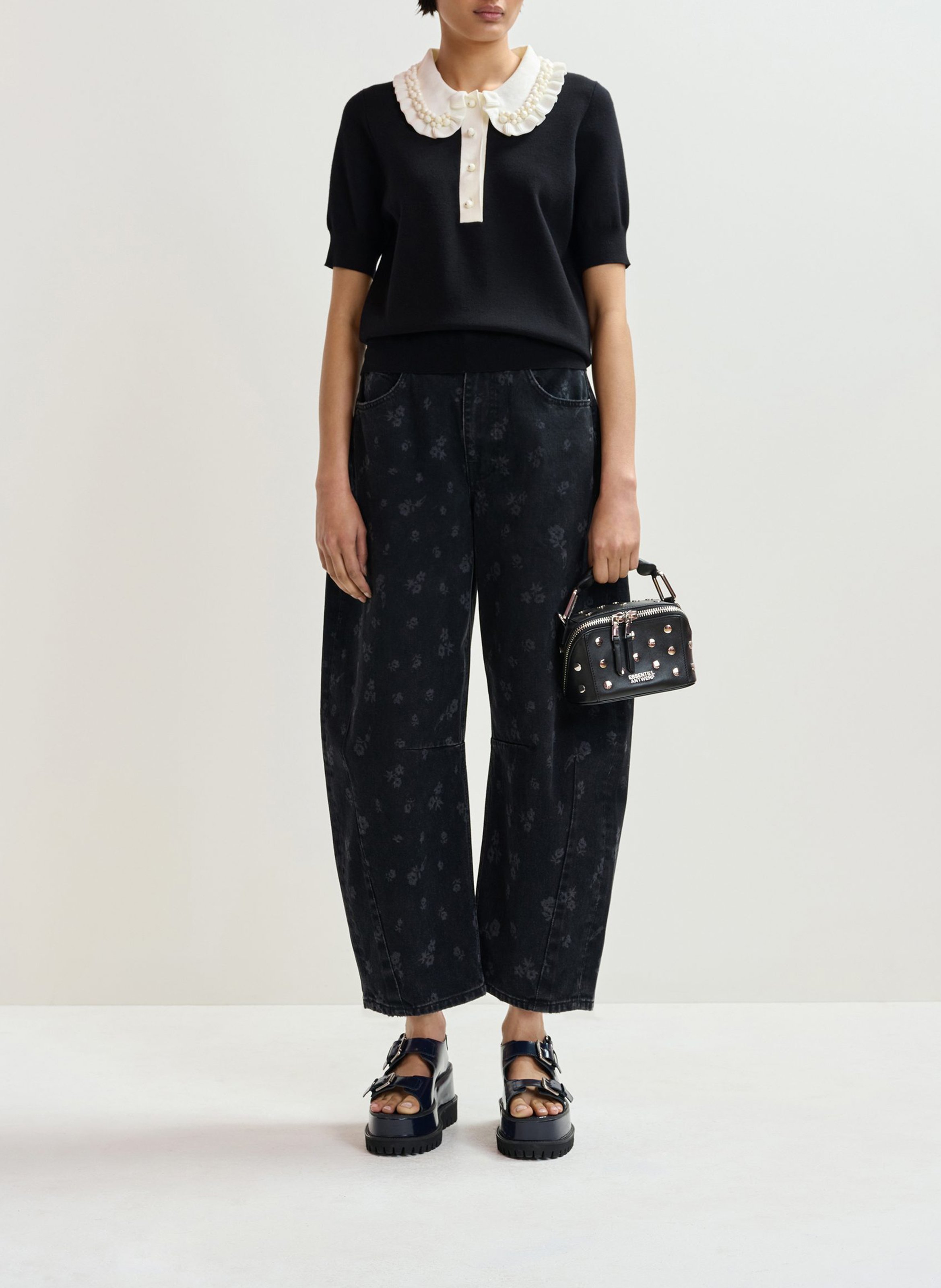 Polo manches courtes uni à volants Jewelry ESSENTIEL ANTWERP Noir