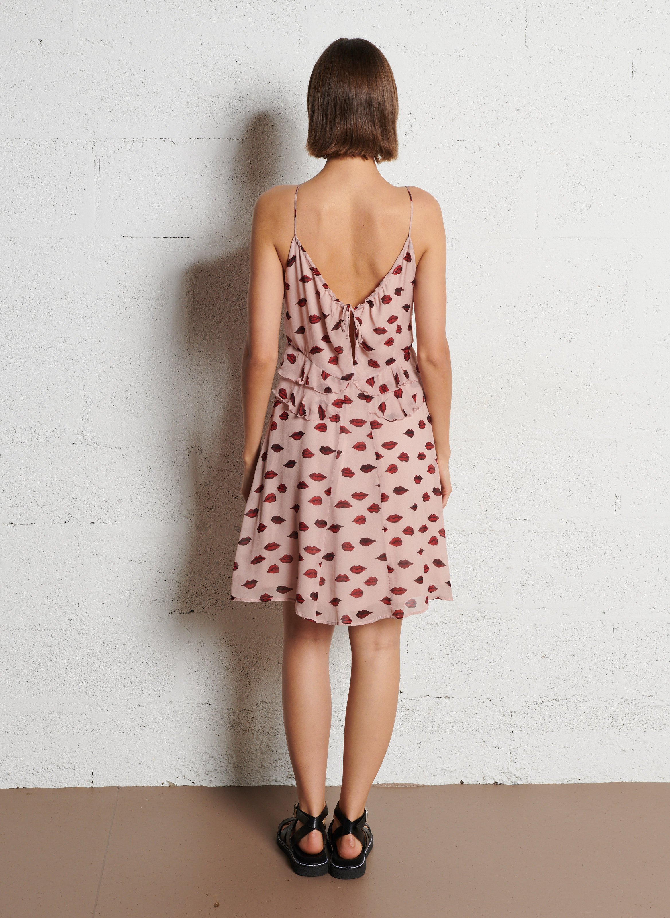 Robe courte col v imprimée IKKS Rose