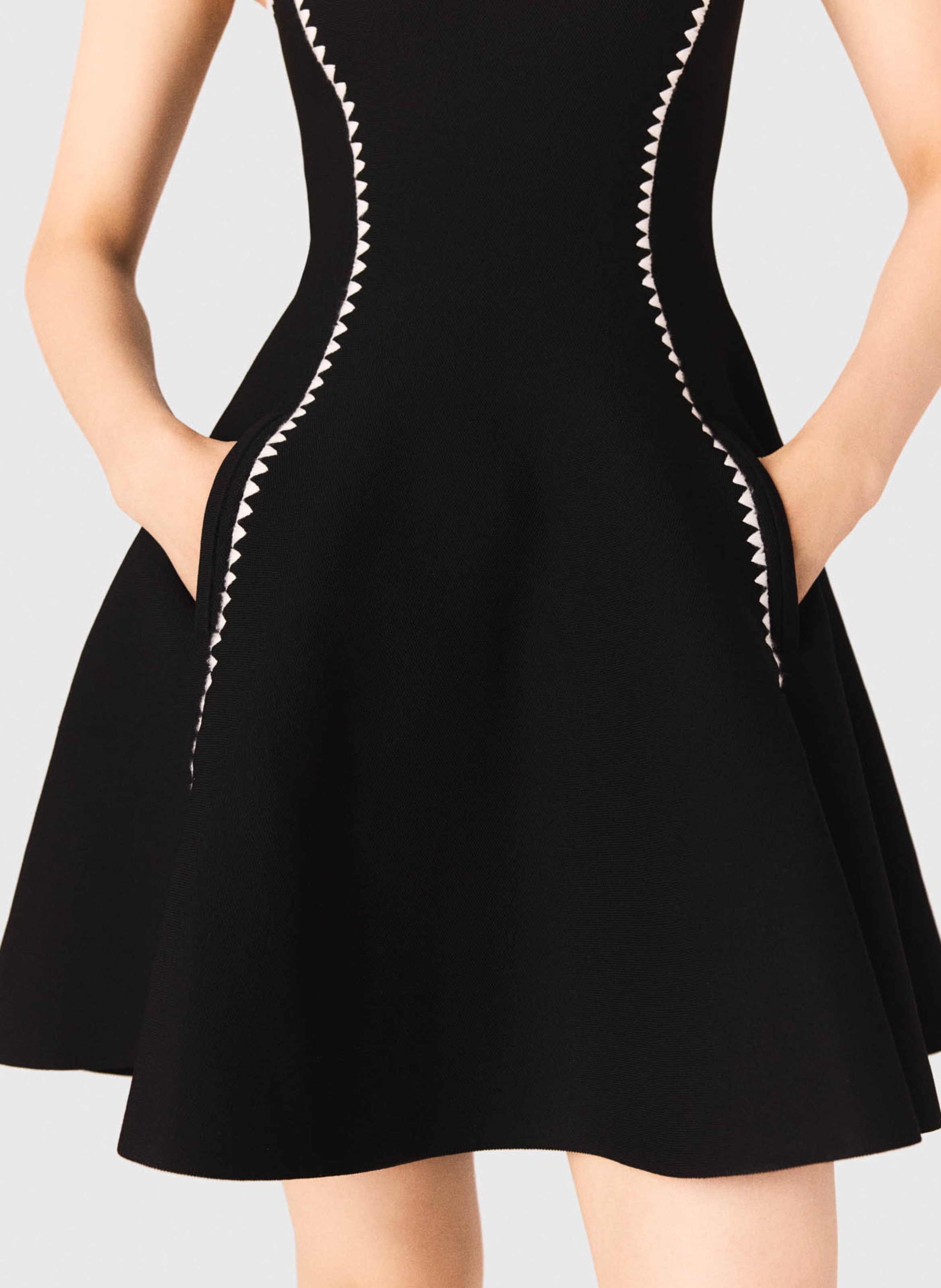 Robe courte patineuse MAJE Noir