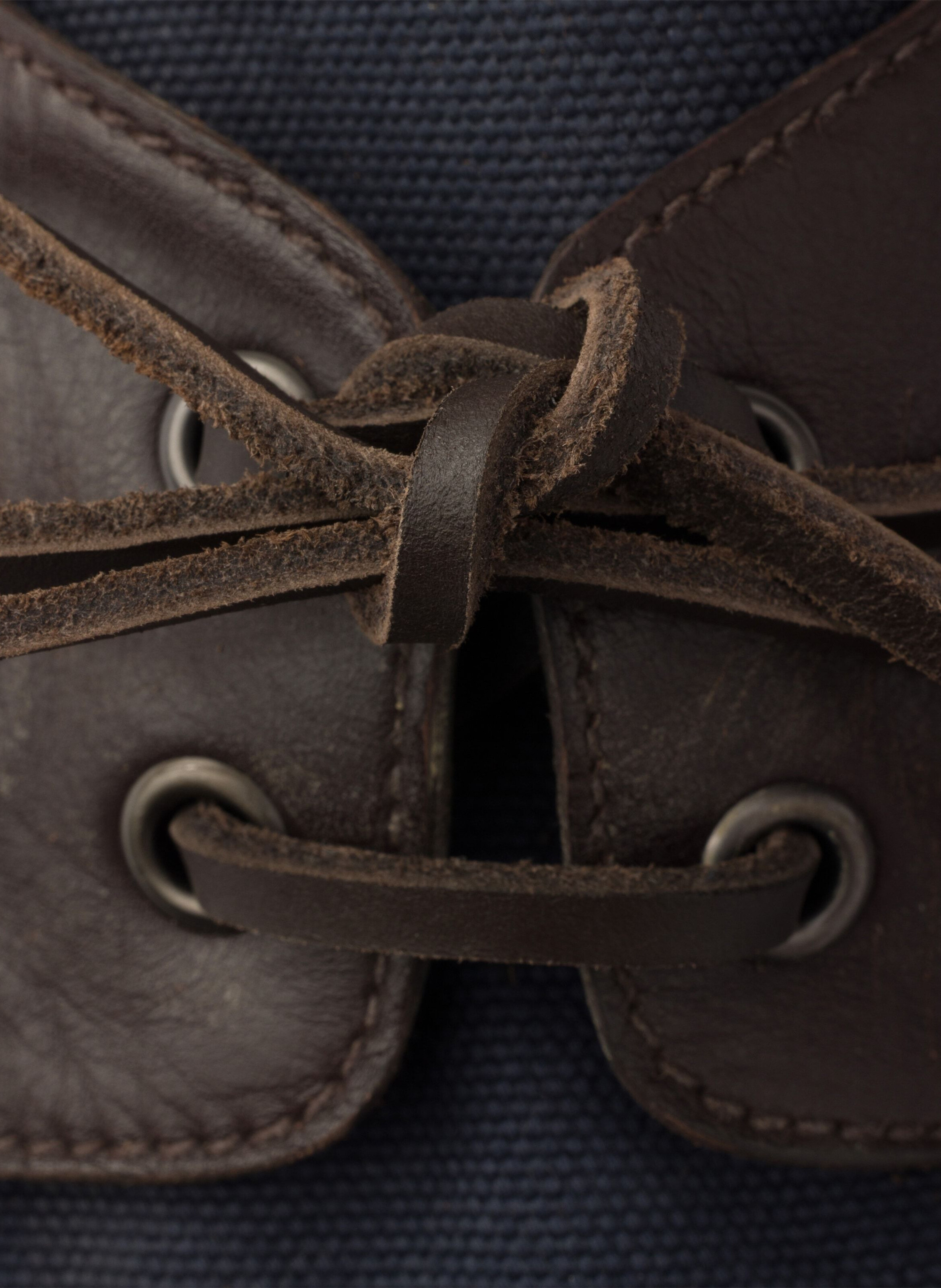 Chaussures bateau en toile vieillie et cuir PRADA Bleu