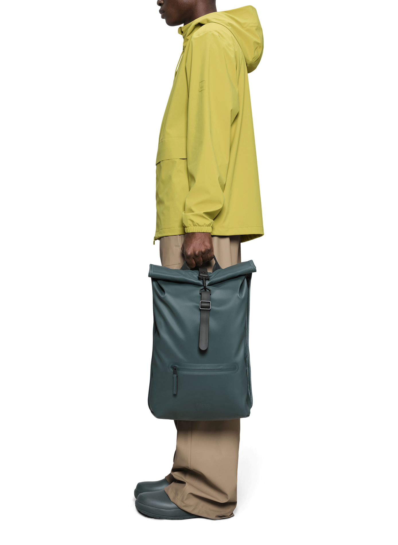 Mochila Rolltop RAINS Caqui