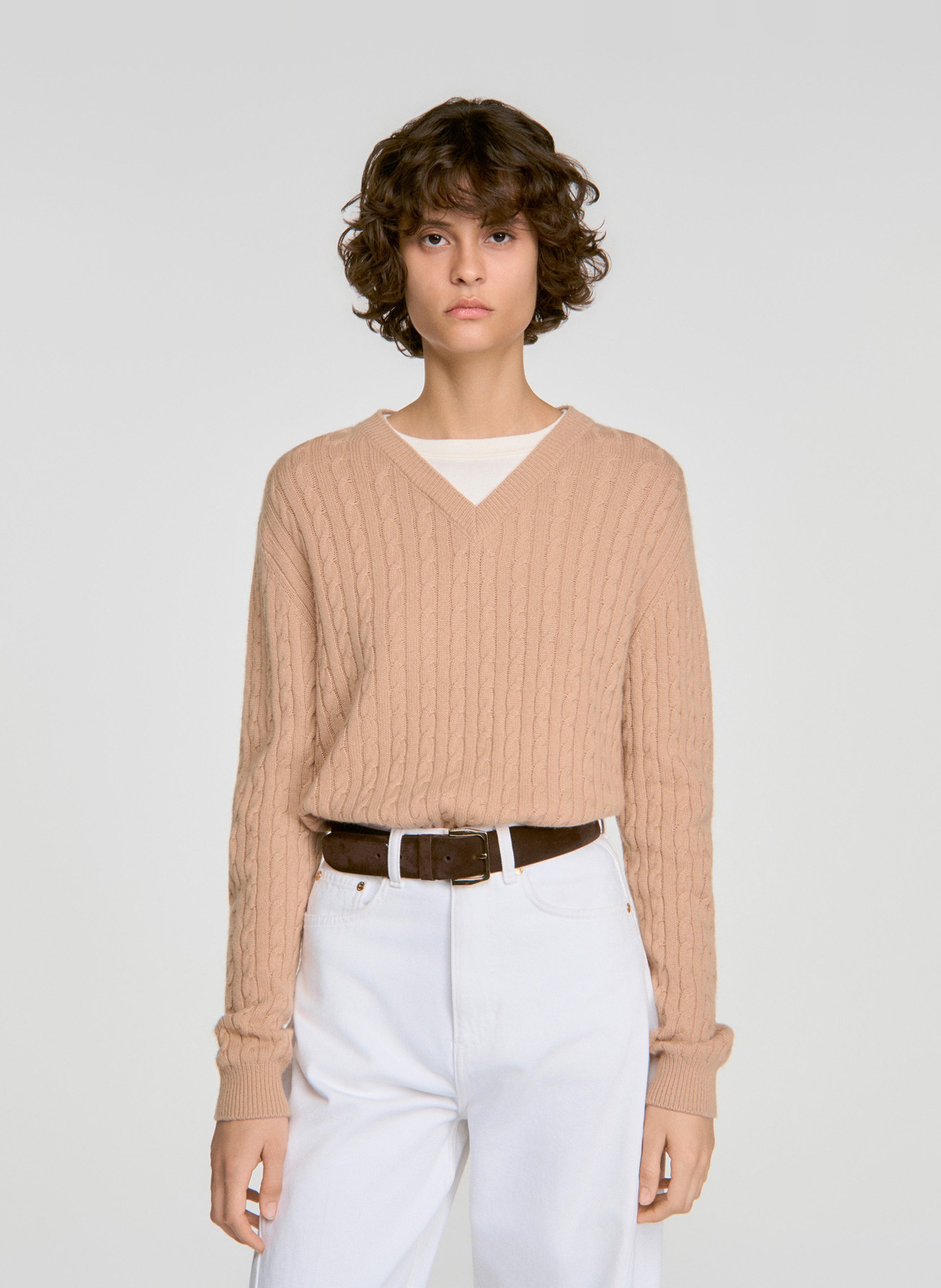 Pull droit col v en laine mélangée SANDRO Beige