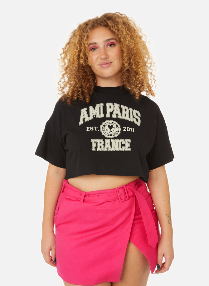Kurz geschnittenes T-Shirt mit AMI PARIS Logo-Print