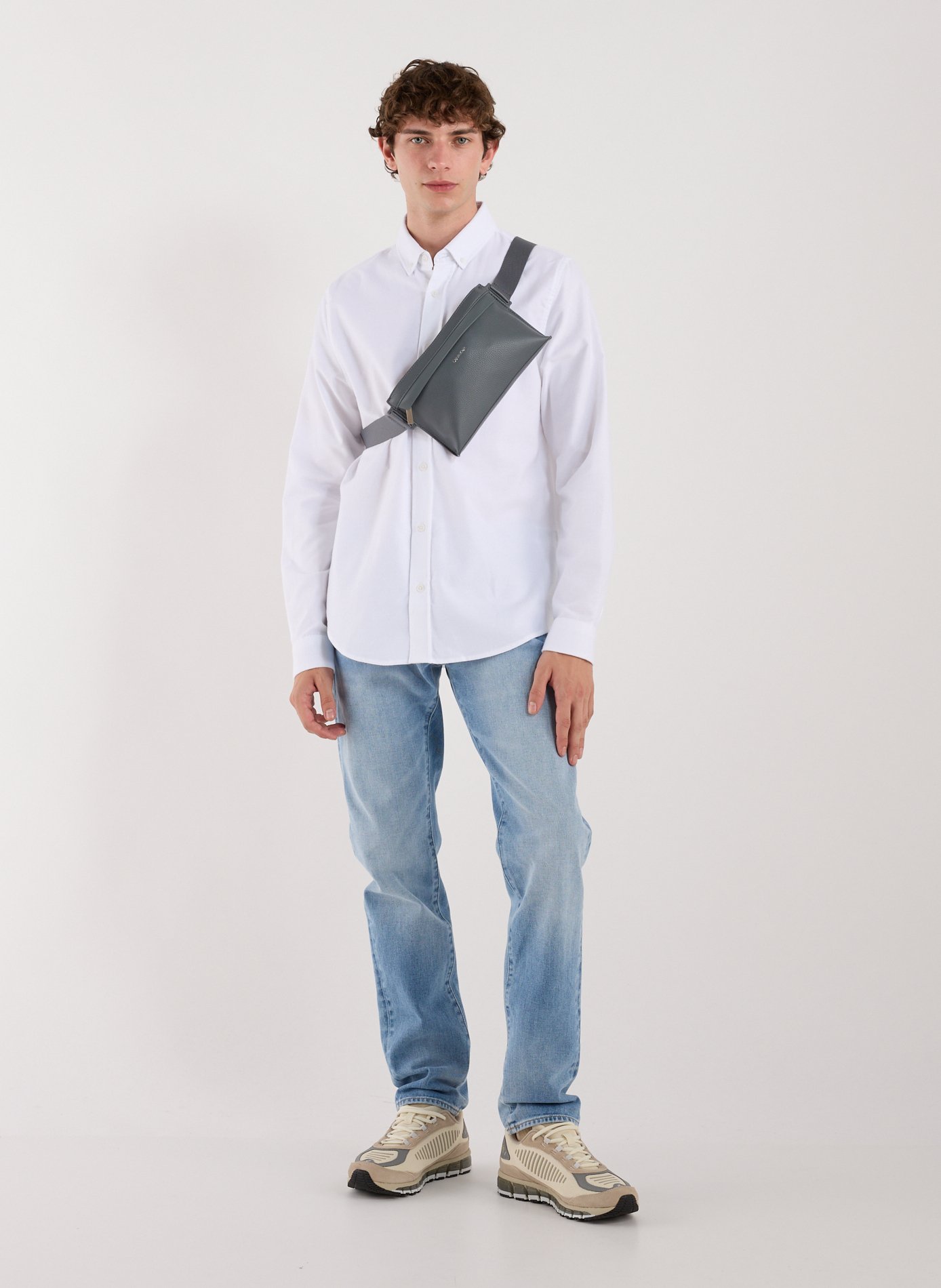 Sac bananane effet cuir  CALVIN KLEIN Gris