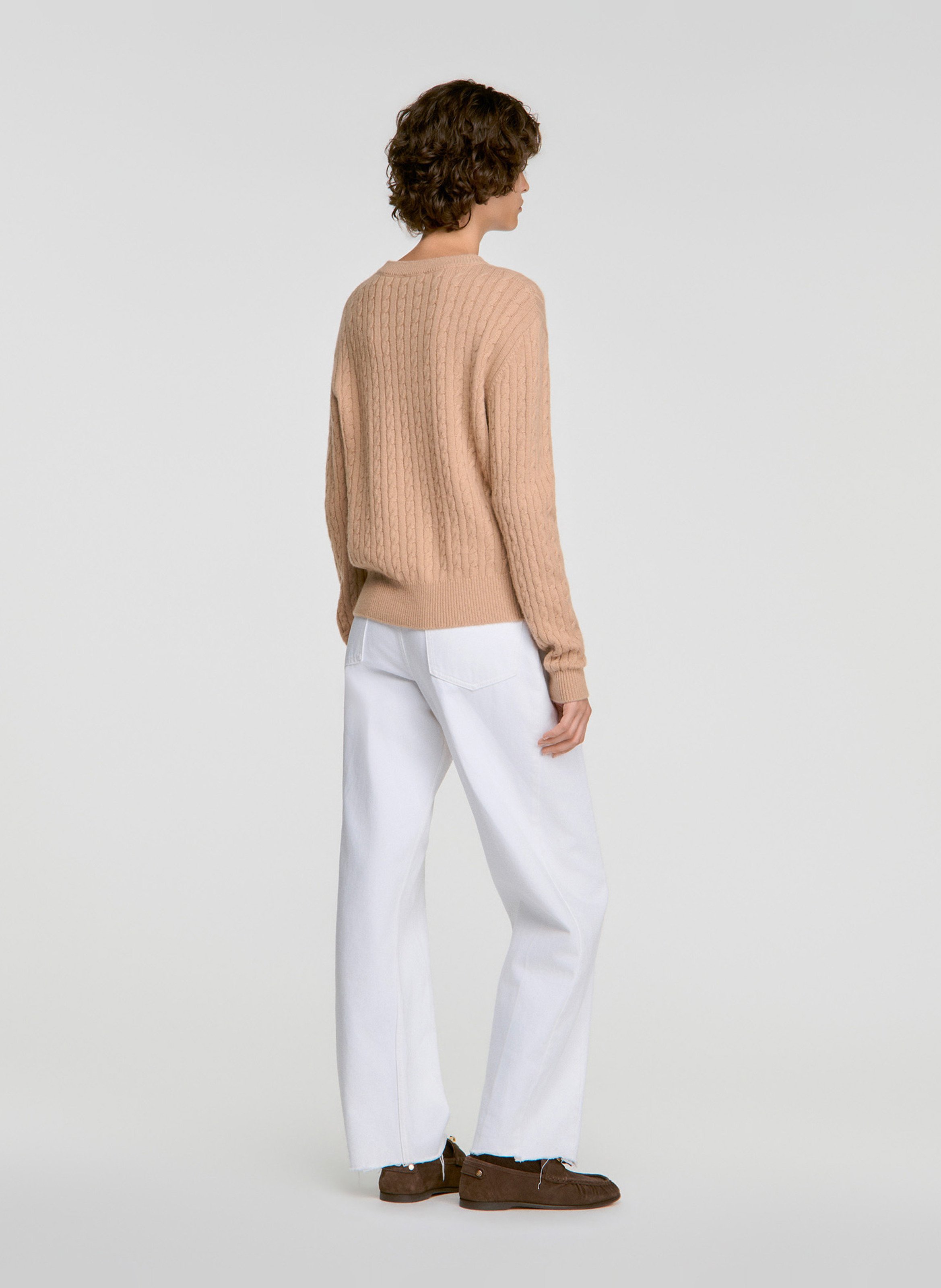 Pull droit col v en laine mélangée SANDRO Beige