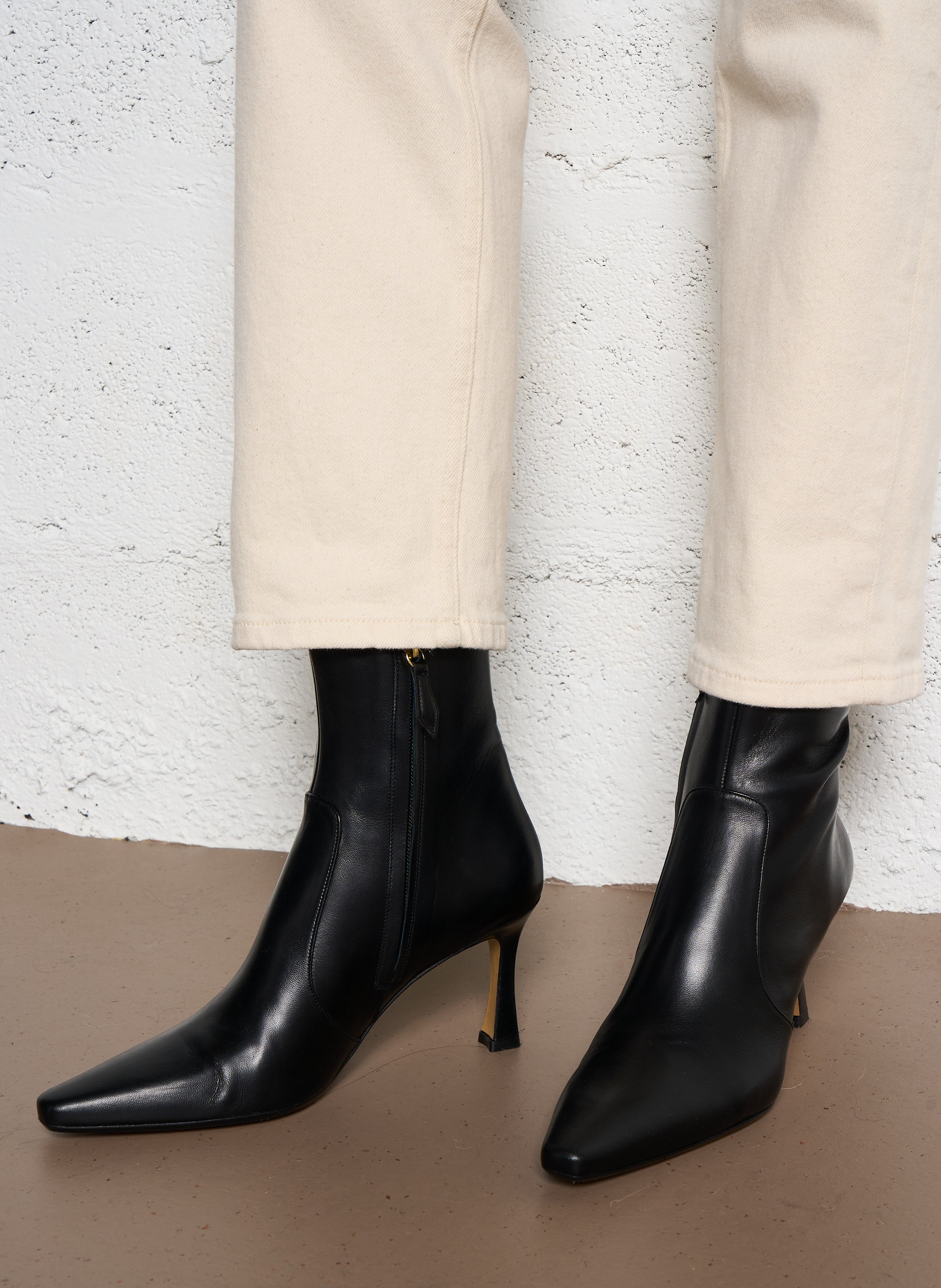 Bottines à talons en cuir n°712 RIVECOUR Noir