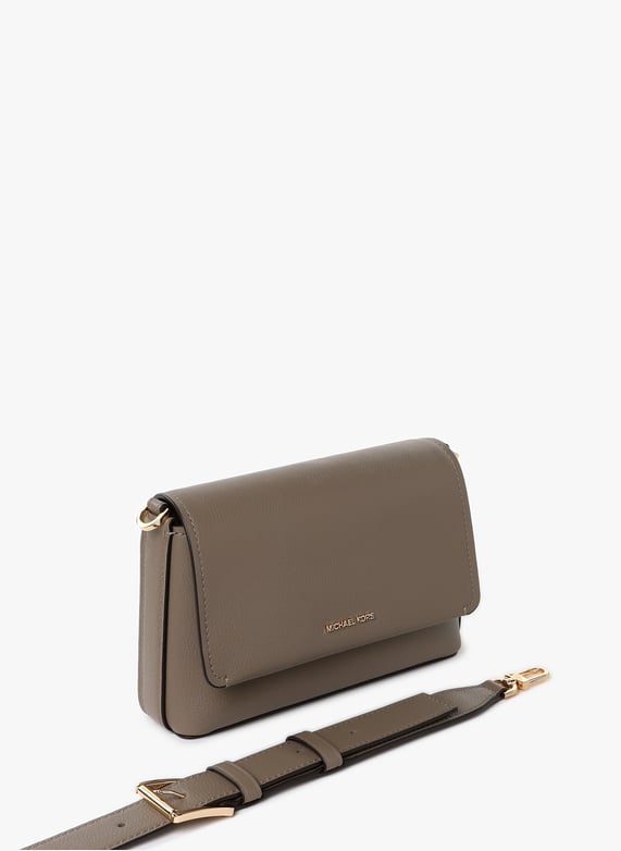 Petit sac à bandoulière Nessa en cuir | Beige by MICHAEL KORS Petit sac à bandoulière Nessa en cuir Beige