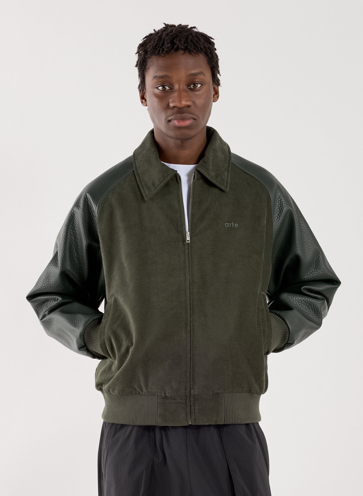 ARTE ANTWERP Blouson ample col classique Kaki