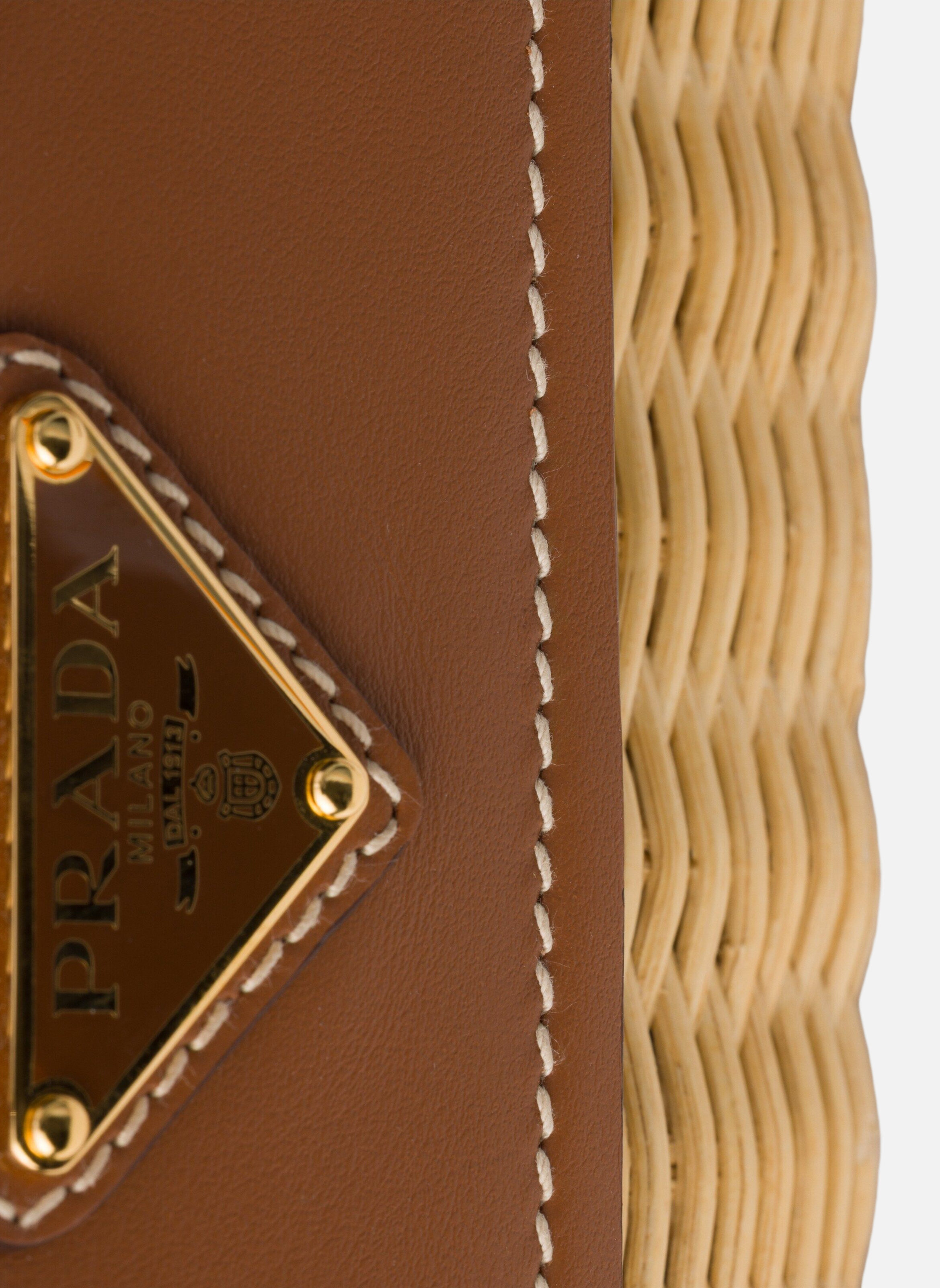 Petit sac porté épaule en osier et cuir PRADA Beige